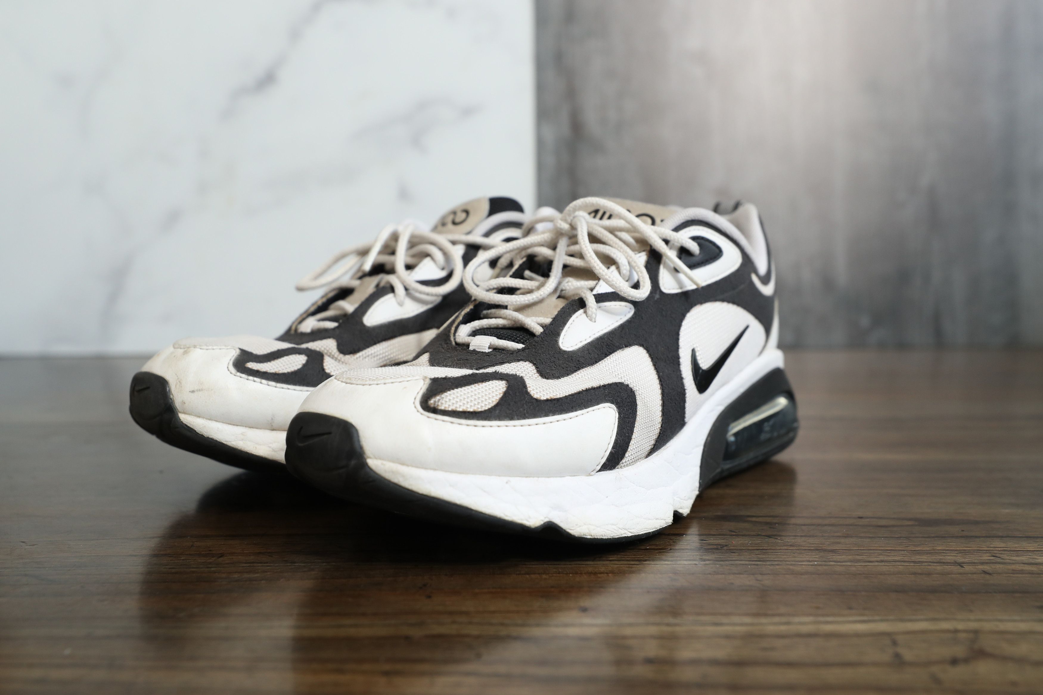Nike Nike Air Max 200 'White Anthracite' (10) Size US 10 / EU 43 - 1 Thumbnail