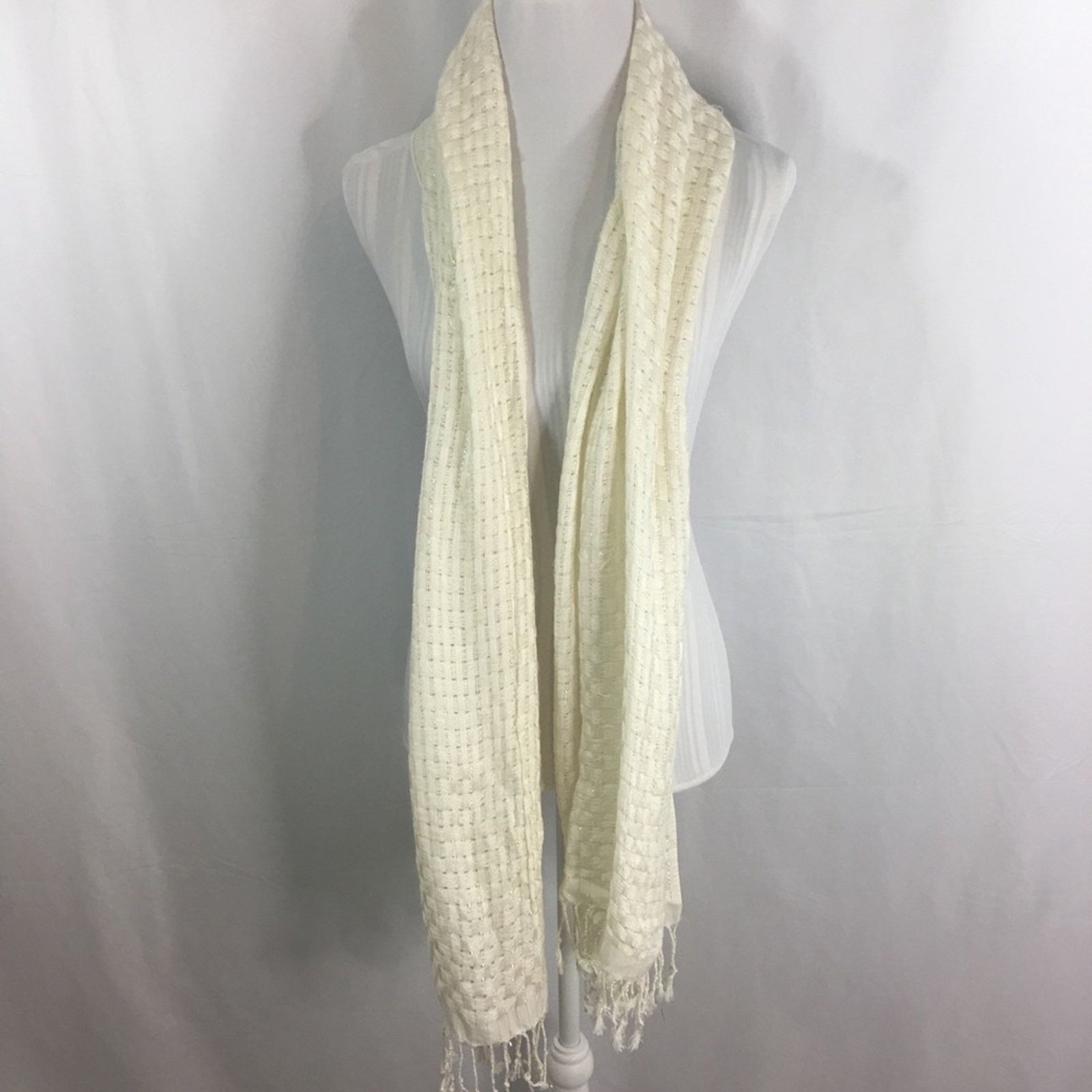 Apt. 9 NWT Apt. 9 Women's Scarf Fringe Ends Ivory Silver Size ONE SIZE - 4 Thumbnail
