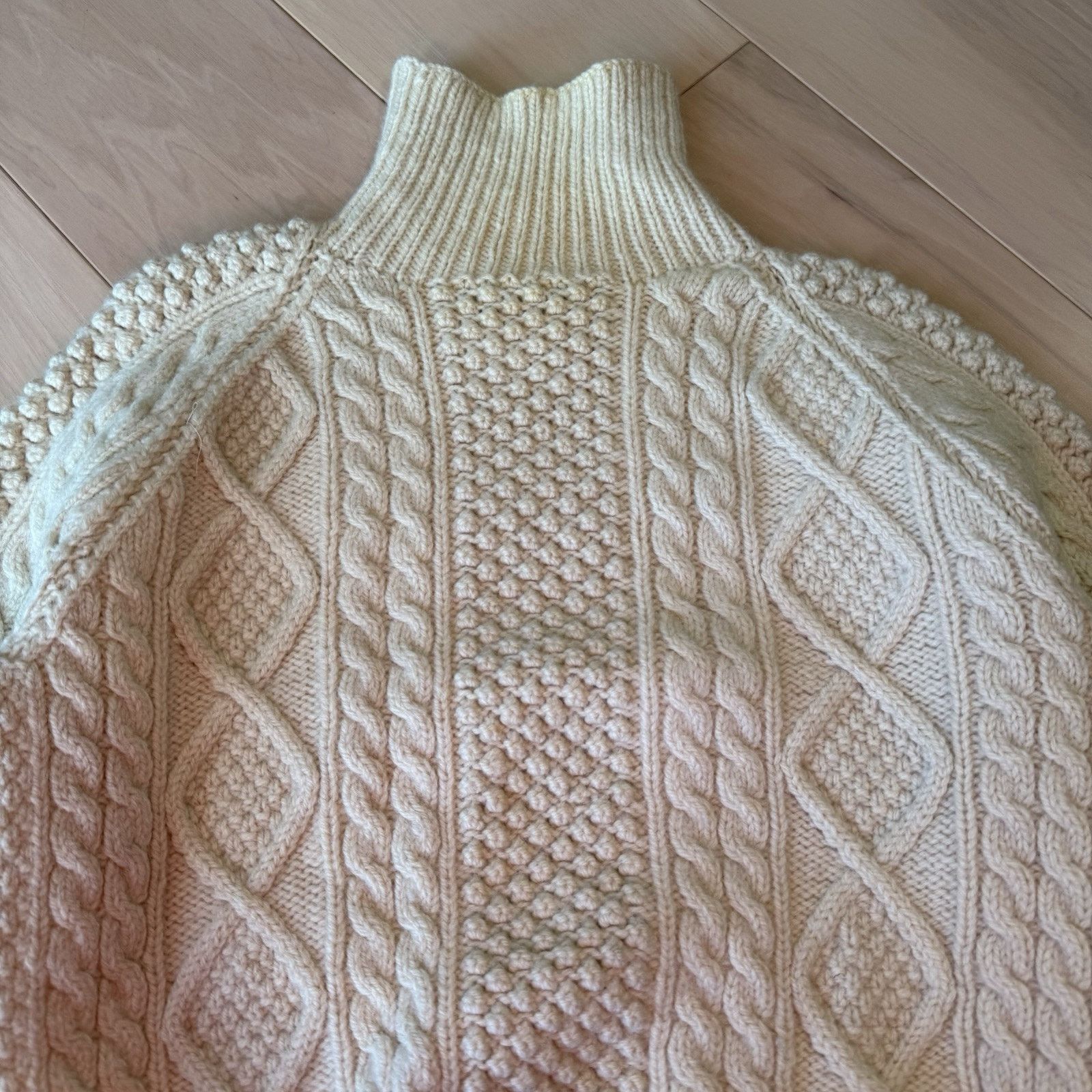 Heron Garment Sweater Small Cream Wool Irish Fisherman