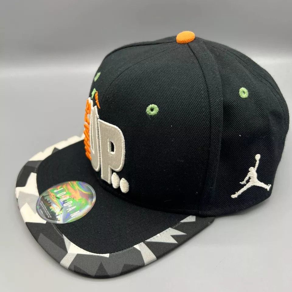 Jordan Brand Air Jordan Hat Men Space Jam What's Up Jumpman Strap Back Size ONE SIZE - 2 Thumbnail