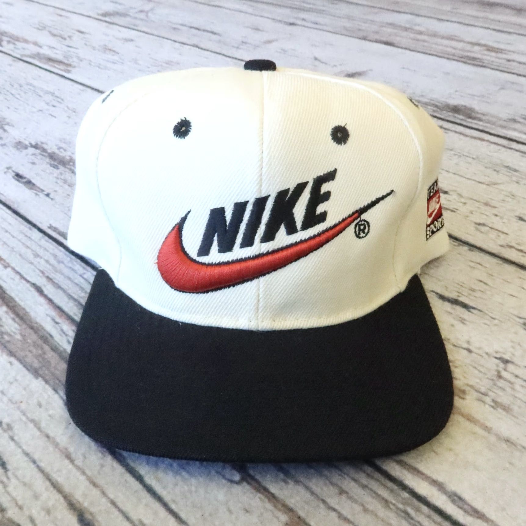 Nike VINTAGE Nike Team Sports Snapback Hat Mens One Size White 90s Rare Size ONE SIZE - 2 Thumbnail