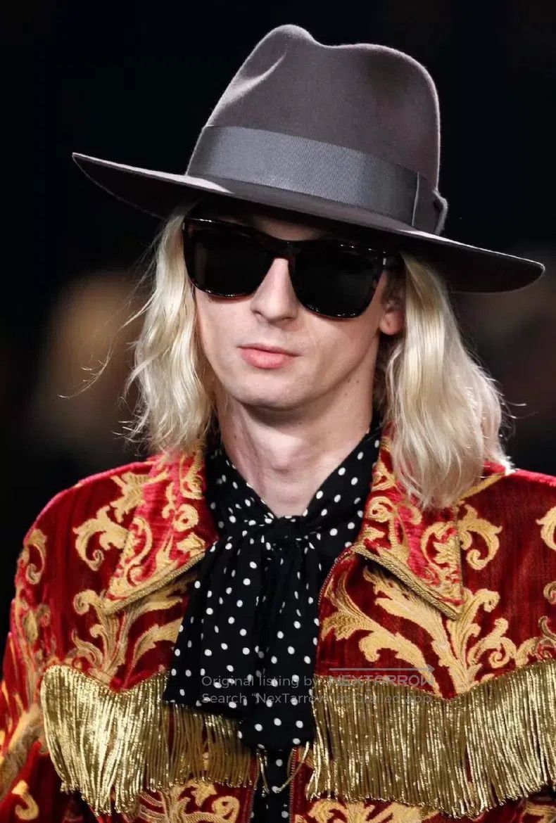Saint Laurent Paris Saint Laurent Paris Velvet Gold Fringe Jacket i Size US M / EU 48-50 / 2 - 8 Thumbnail