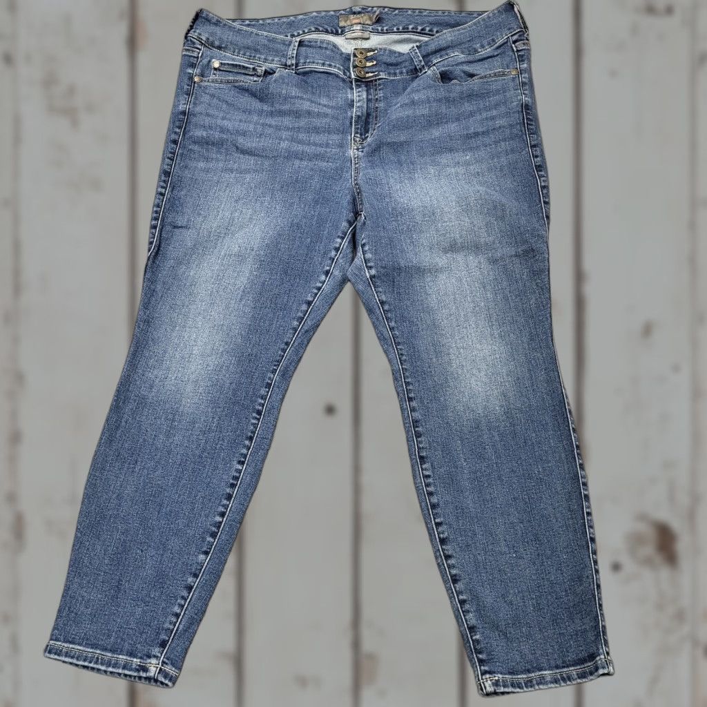 Torrid Torrid Jeans Women Slim XShort Plus 20 Blue Denim 5-Pocket Beach Super Soft Jegging Size 42" / US 20 - 1 Thumbnail