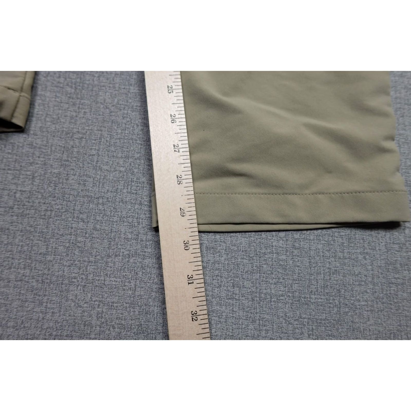 Under Armour Under Armour Golf Pants Mens 36x30 Beige Khakis Performance Stretch Pockets Size US 36 / EU 52 - 5 Thumbnail