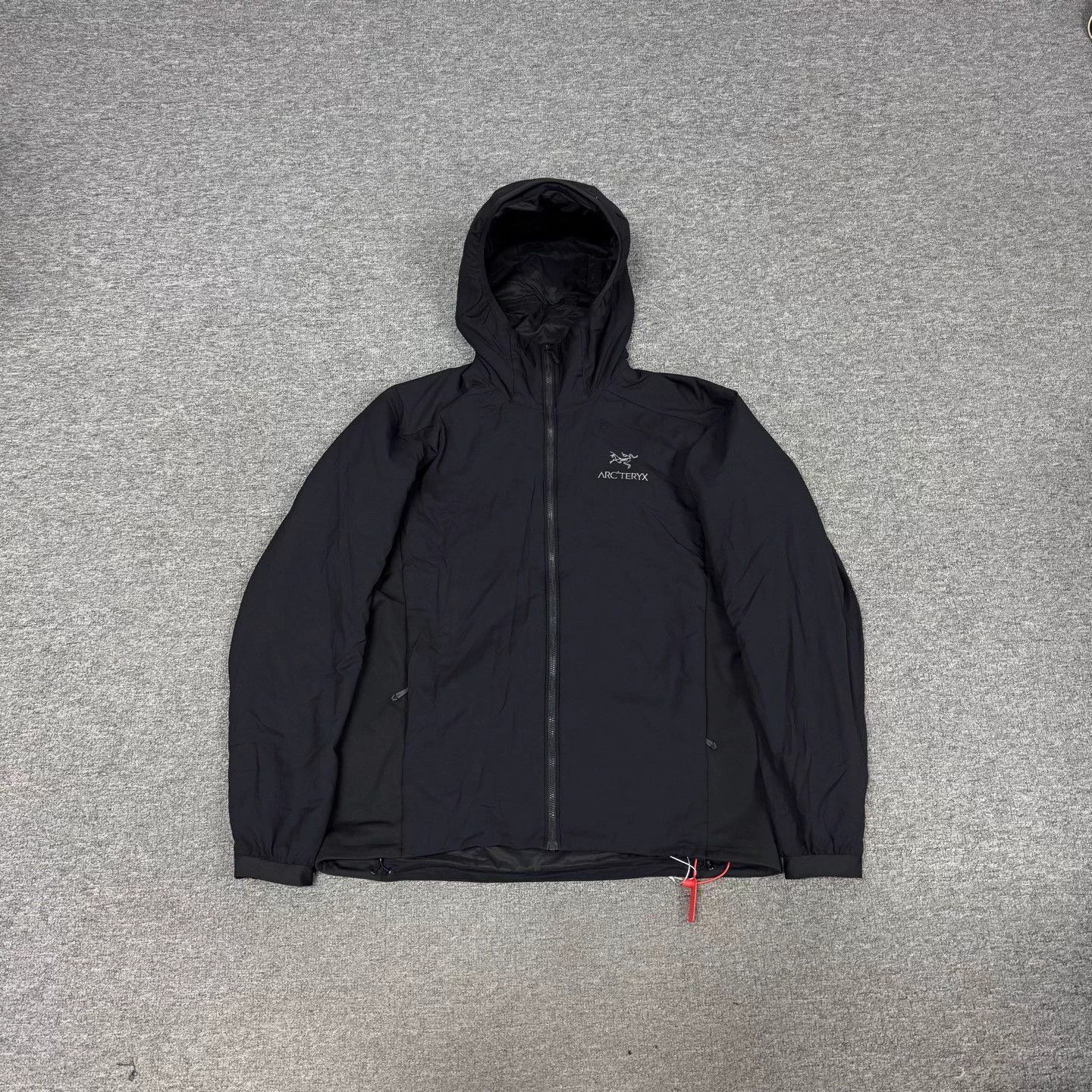 Arc'teryx Arcteryx Atom LT hooded puffer jacket M 99 new Size US M / EU 48-50 / 2 - 1 Thumbnail
