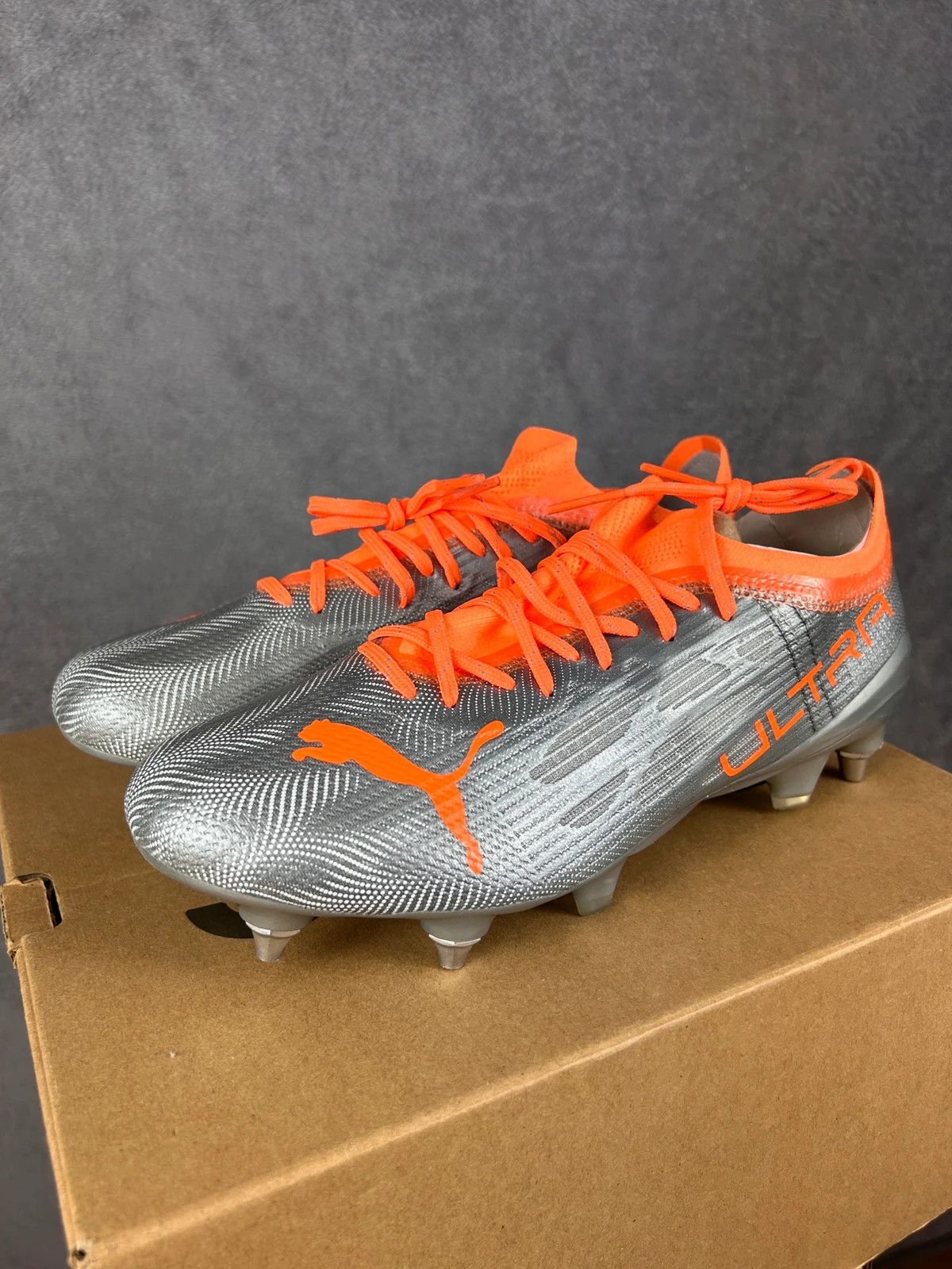 Puma Puma Ultra 1.4 MxSG football boots silver Size US 8 / EU 41 - 1 Thumbnail