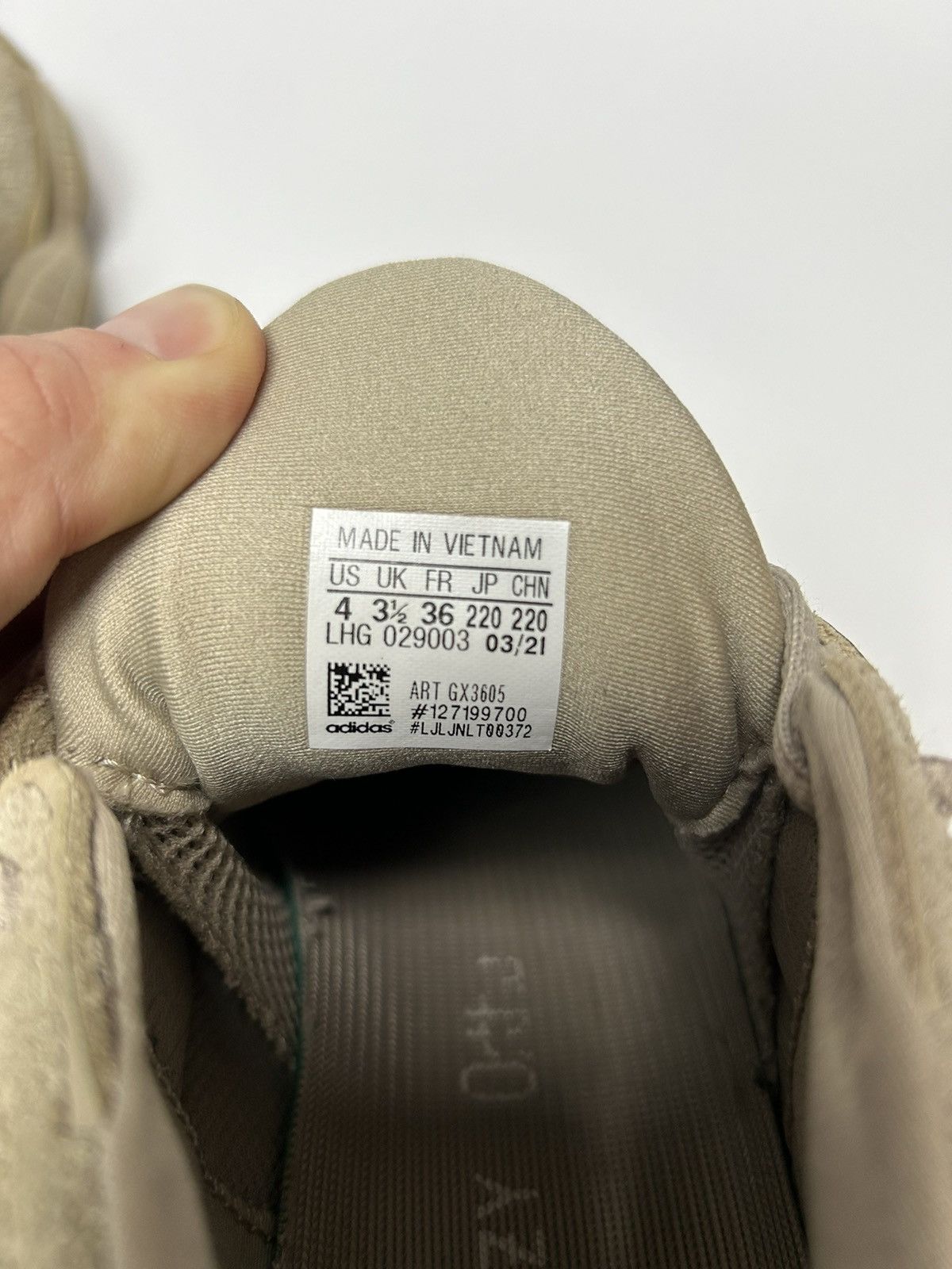 Adidas × Kanye West Adidas Yeezy 500 Blush Tan Beige Lightly Worn size 36 Size US 5 / EU 37 - 16 Thumbnail