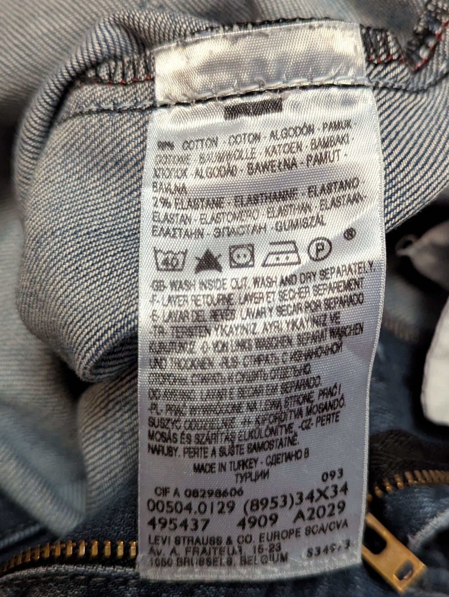 Levi's Levi’s Vintage Selvedge Jeans –Black Bat Special Edition–Y2K Size US 34 / EU 50 - 14 Thumbnail