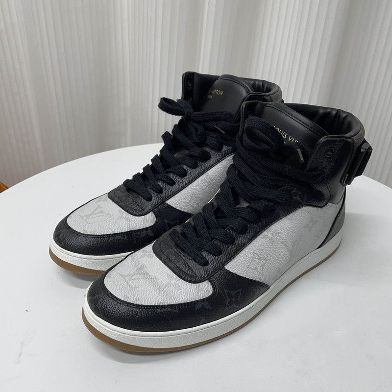Louis Vuitton Louis Vuitton Rivoli Monogram Strass Sneakers 0089 Size US 9.5 / EU 42-43 - 1 Thumbnail