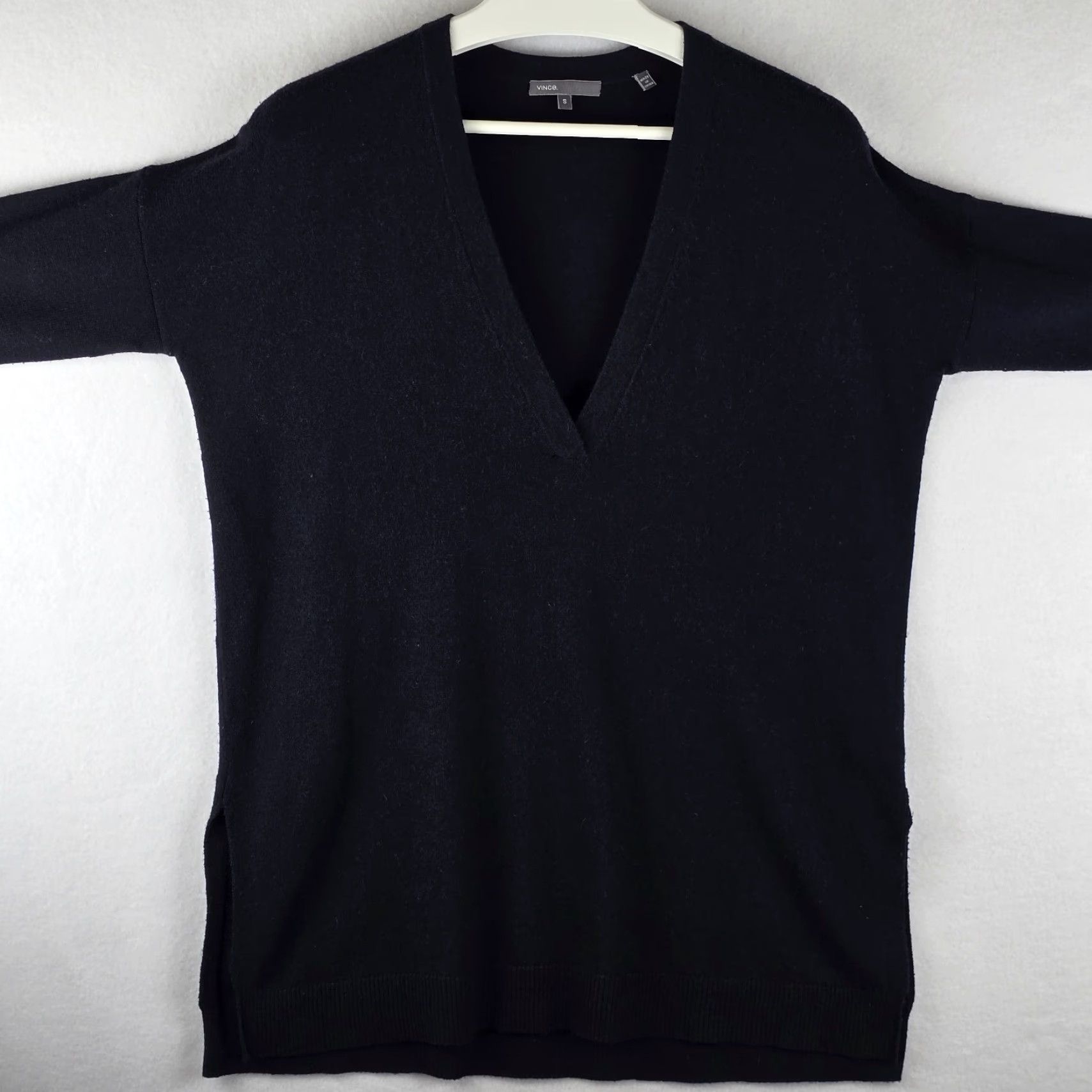 Vince Oversized Sweater 70% Wool 30% Cashmere Black V-Neck Quiet