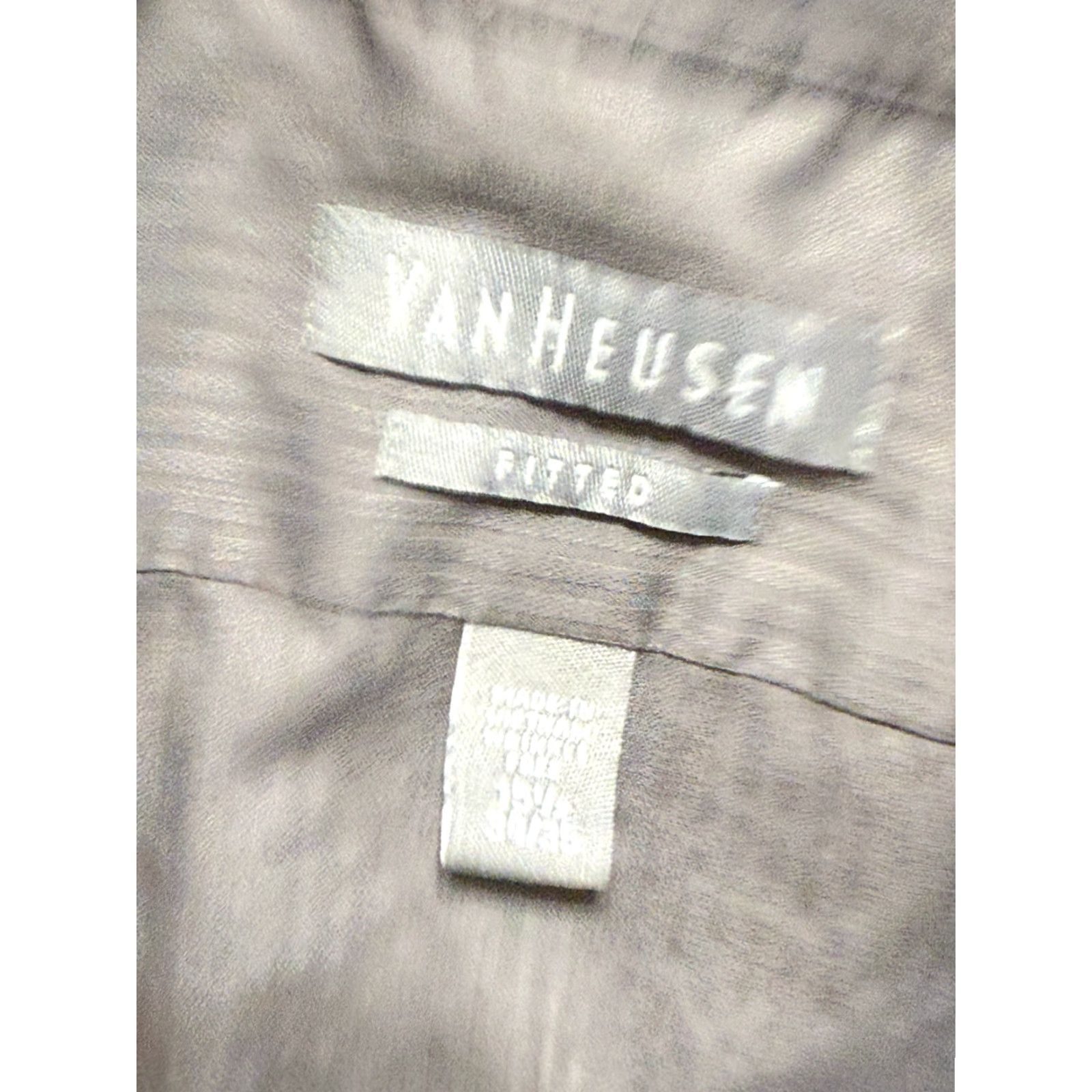 Van Heusen Van Heusen Shirt Mens Size 15.5 34/35 Grey Long Sleeve Button Up Fitted Regular Clothing Shirt Size US L / EU 52-54 / 3 - 5 Thumbnail