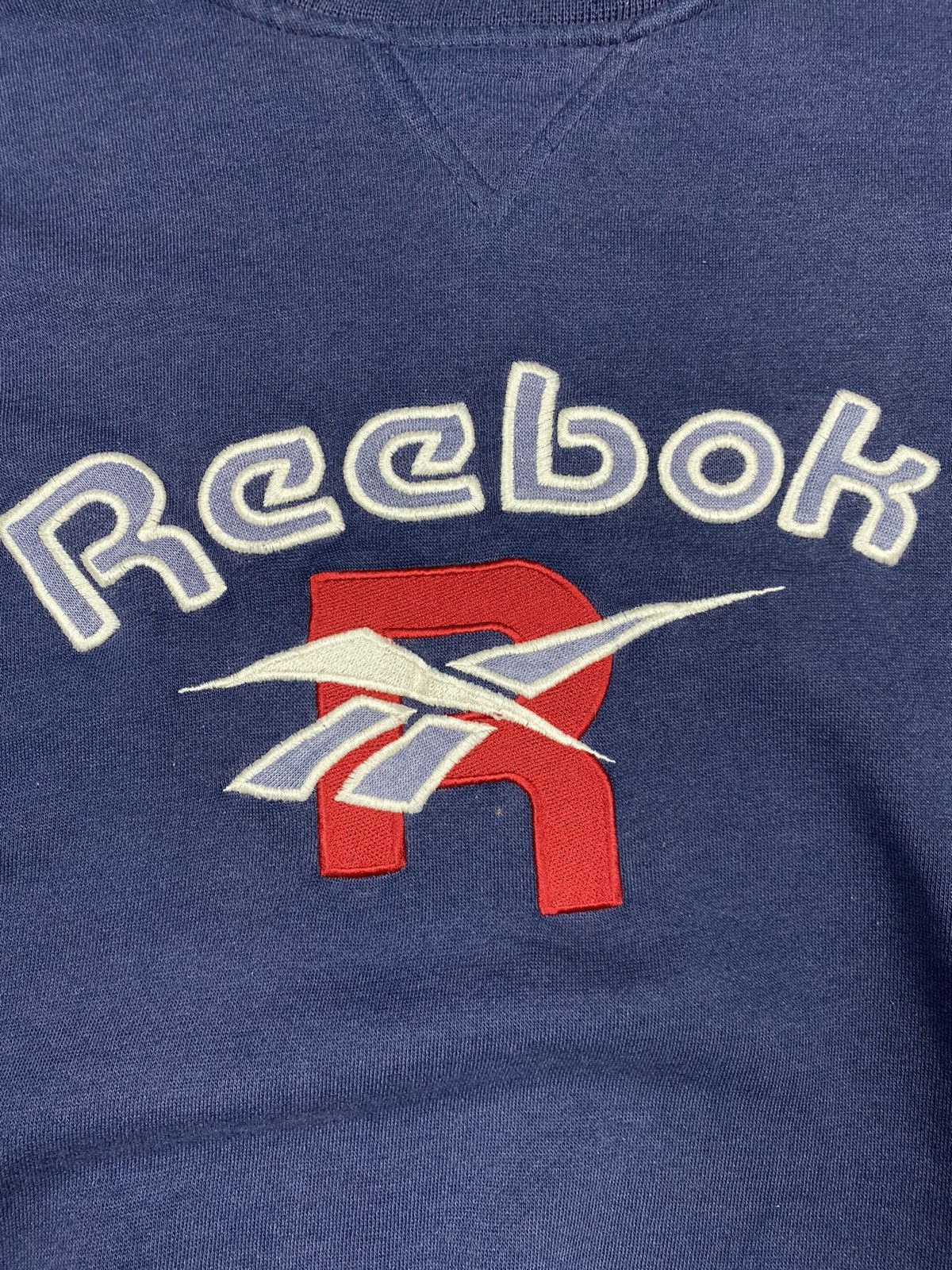 Reebok Vintage Reebok Y2K Big Center Logo Sweatshirt Size US S / EU 44-46 / 1 - 6 Thumbnail