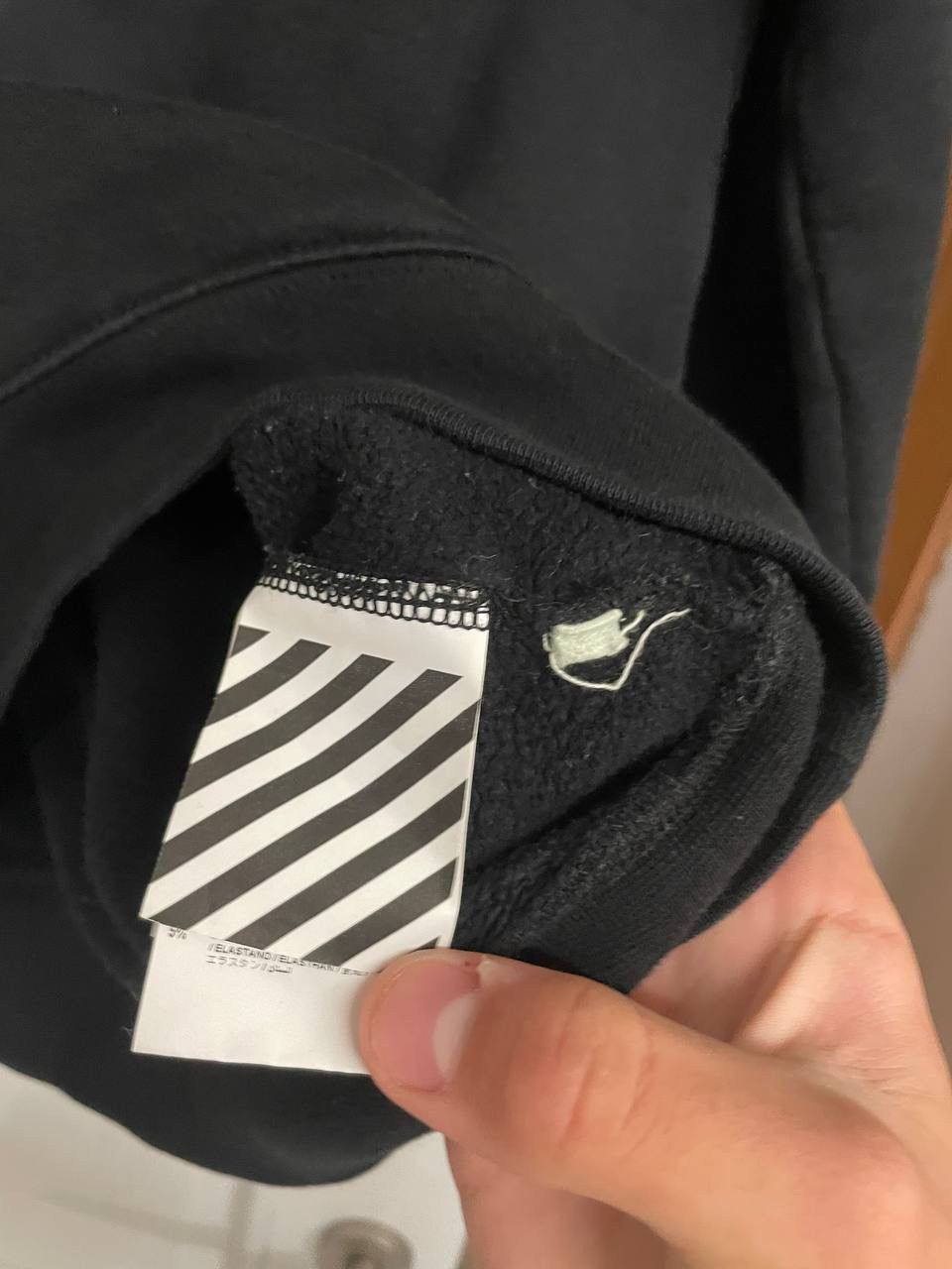 Off-White Off-white black big logo sweater shirt Size US M / EU 48-50 / 2 - 6 Thumbnail