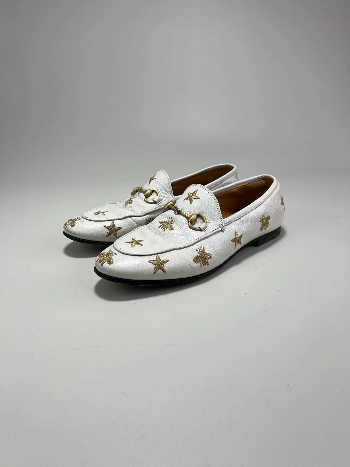 Gucci GUCCI Bee-Embroidered Loafers Size US 8 / IT 38 - 1 Thumbnail