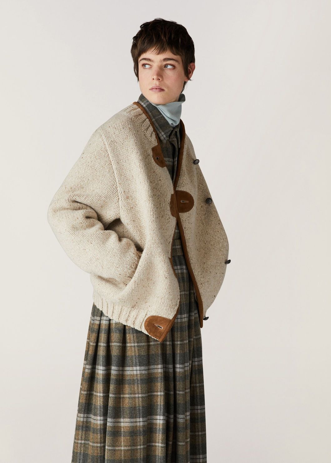 Loro Piana o1srvl11e0824 Newcastle Cashmere Cardigan in Beige Size XXL / US 16-18 / IT 52-54 - 4 Thumbnail