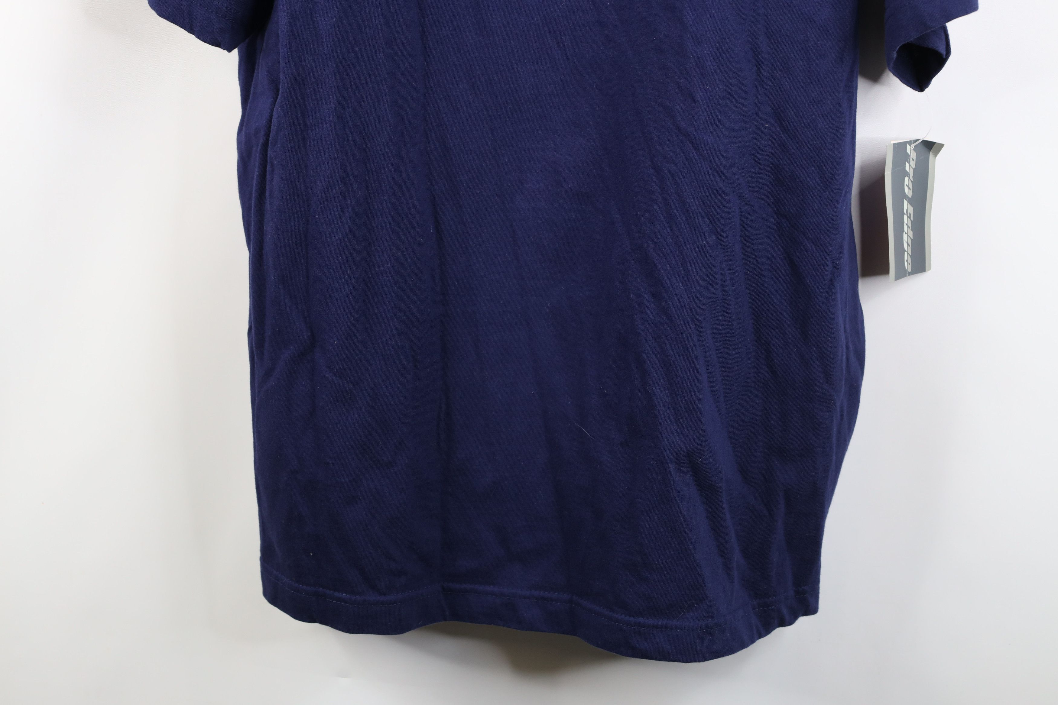 Vintage Deadstock Vintage 90s Y2K University Short Sleeve T-Shirt Size US XL / EU 56 / 4 - 3 Thumbnail