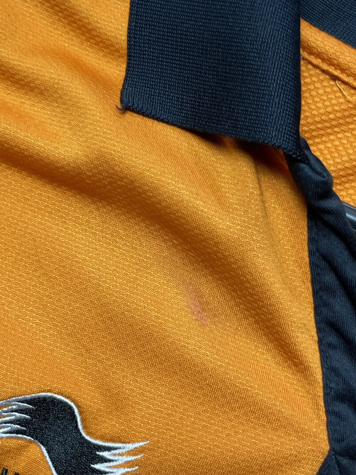 Vintage Vintage wolves soccer jersey Wolverhampton size M Long sleev Size US M / EU 48-50 / 2 - 4 Thumbnail