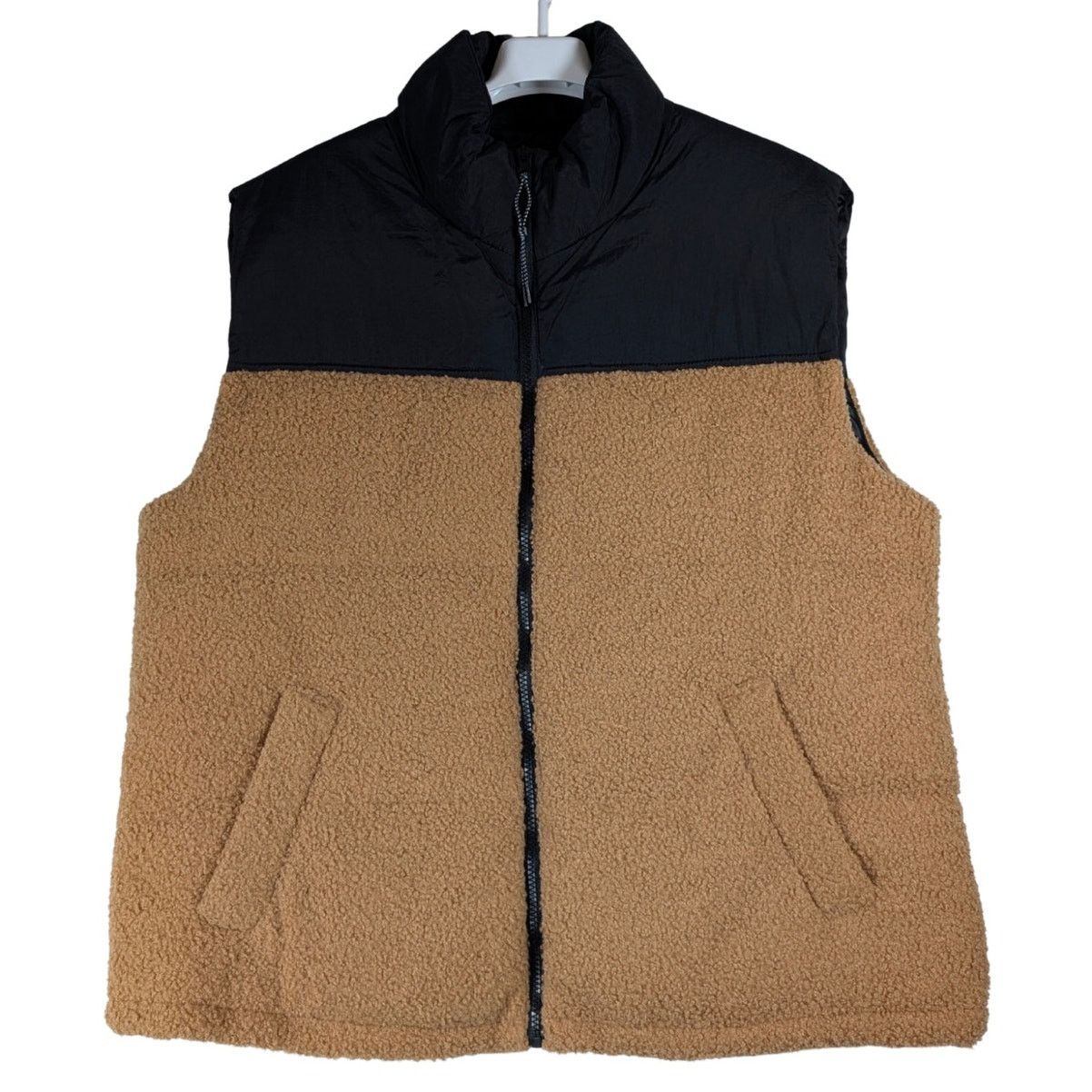 Unknown London Wild Fable Sherpa Puffer Vest Fleece Zip Up Women’s Size L Size L / US 10 / IT 46 - 1 Thumbnail