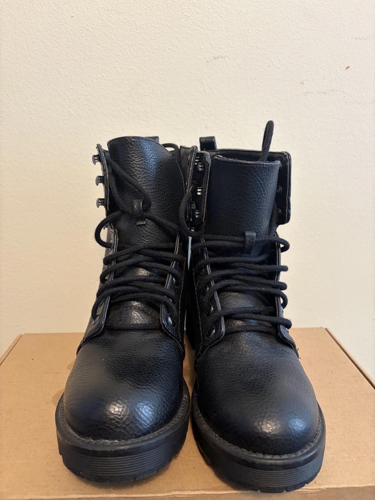 Miansai MIA Women's Blk Textured Combat Boots (Size 6) Size US 6 / IT 36 - 1 Thumbnail