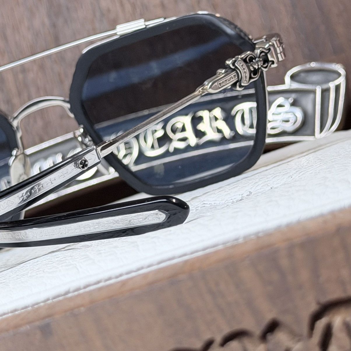 Chrome Hearts Chrome Hearts HOTATION 1/1 Sunglasses Size ONE SIZE - 12 Thumbnail