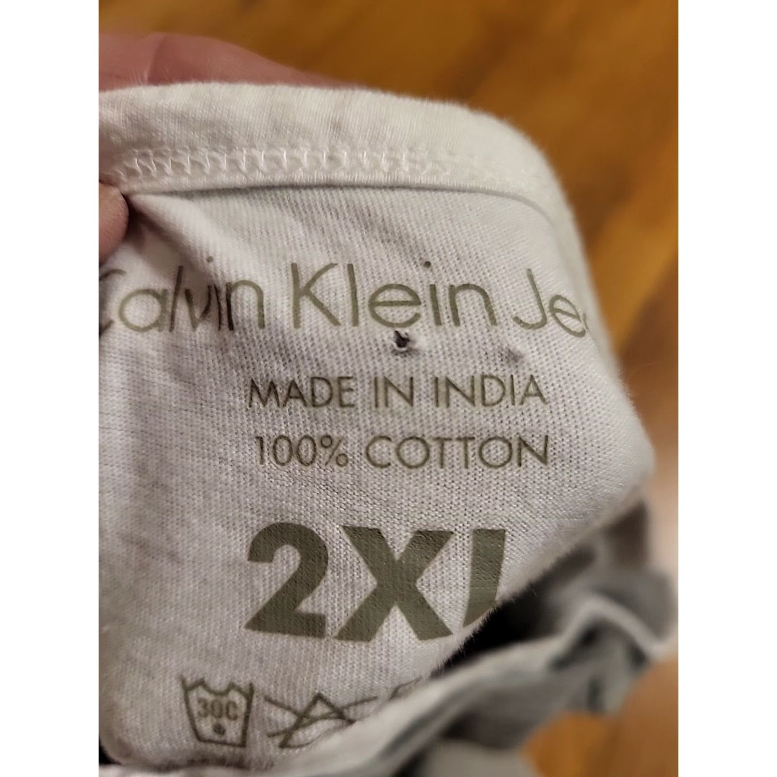 Calvin Klein CALVIN KLEIN T-SHIRT 2XL Cotton Gray White Layered EUC Mens Regular Short Sleeve Round Neck Size US XXL / EU 58 / 5 - 8 Thumbnail