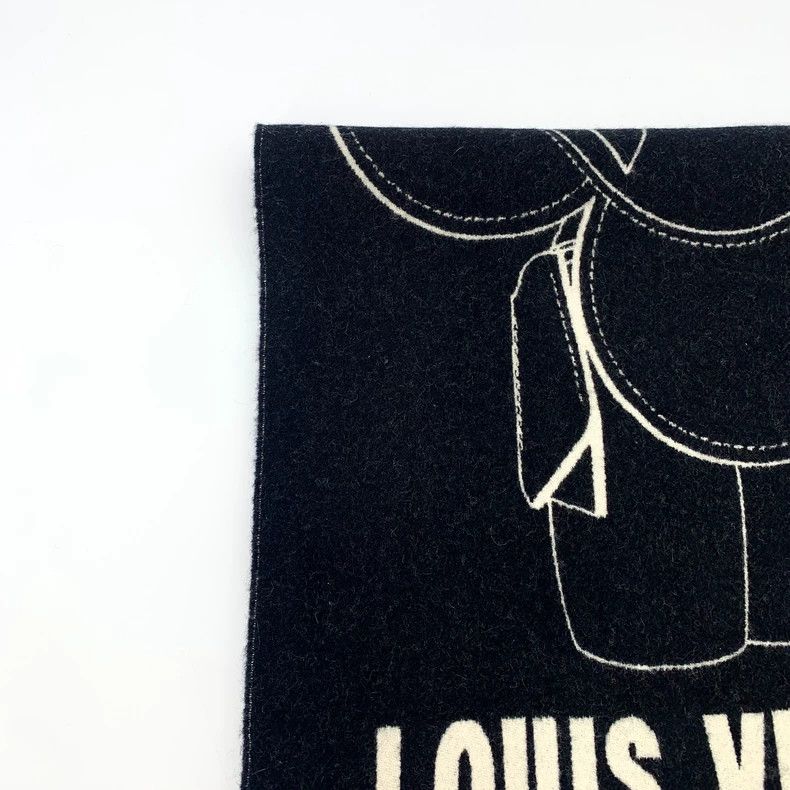 Louis Vuitton Louis Vuitton Black logo monogrammed sunflower printed woo Size ONE SIZE - 2 Thumbnail