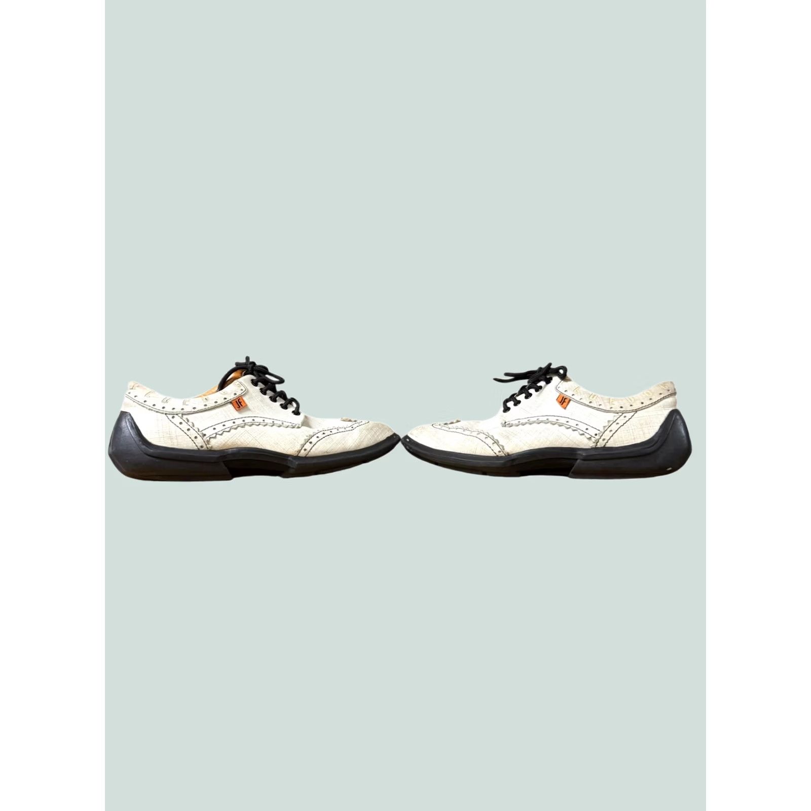 John Fluevog Future Angel Dress Shoes Mens Size 8 Beige Leather Brogue Sneakers, Men's