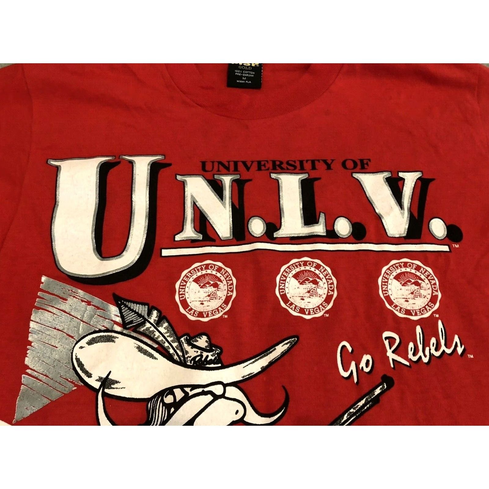 Vintage VINTAGE UNLV Runnin Rebels Red T-Shirt Shirt Medium Mens Cotton USA MSP Gold Made USA Regular Size M Size US M / EU 48-50 / 2 - 5 Thumbnail