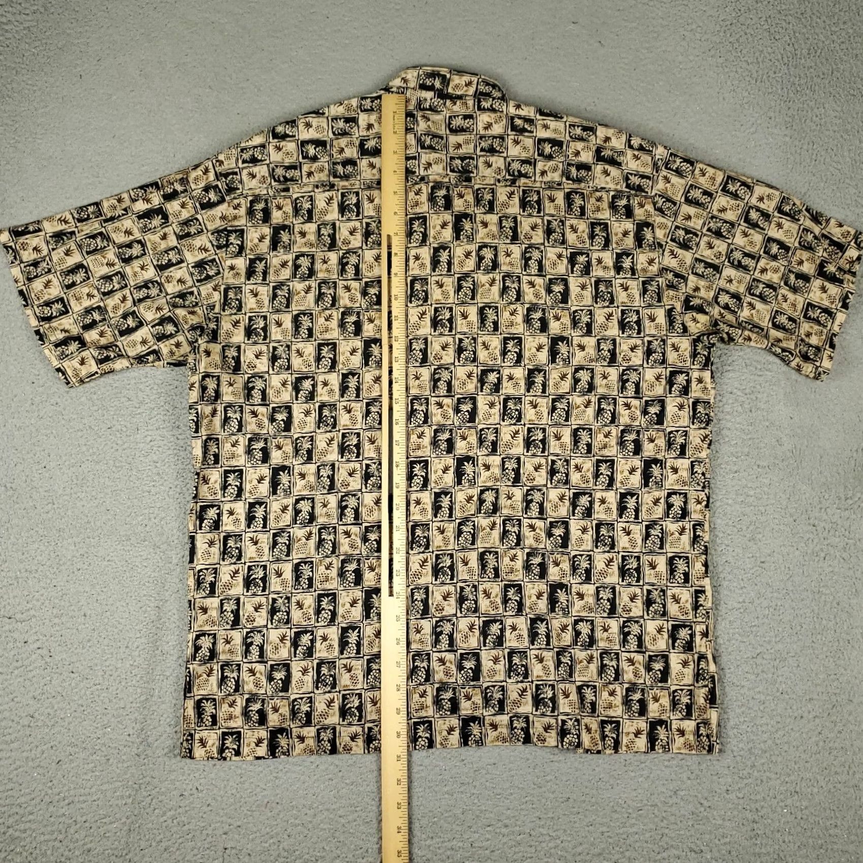 Tori Richard Tori Richard Shirt Mens XL Beige Geometric Casual Button-Up Short Sleeve Size US XL / EU 56 / 4 - 3 Thumbnail