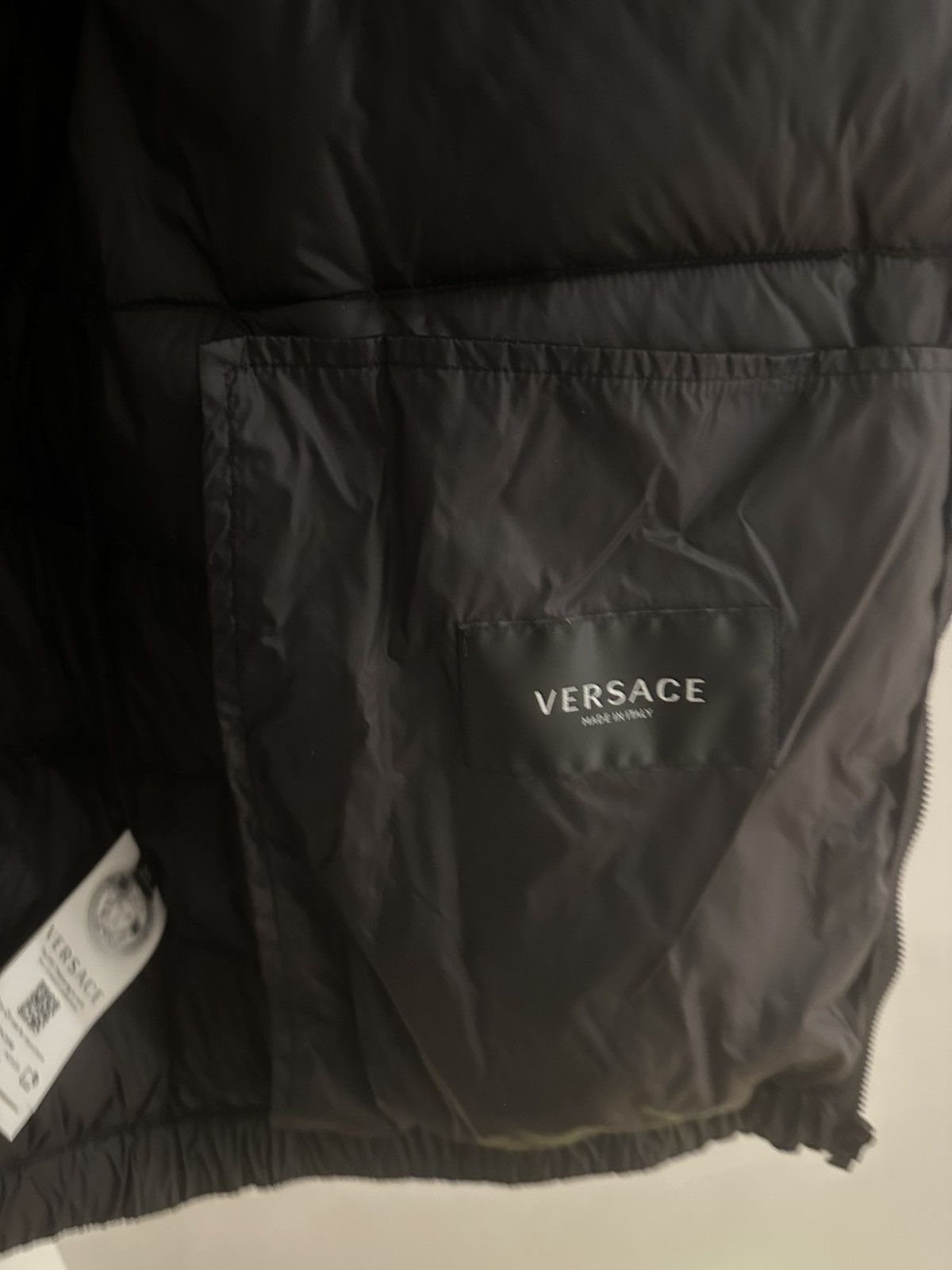 Versace Versace Black Down Greca Puffer Jacket Size US L / EU 52-54 / 3 - 5 Thumbnail