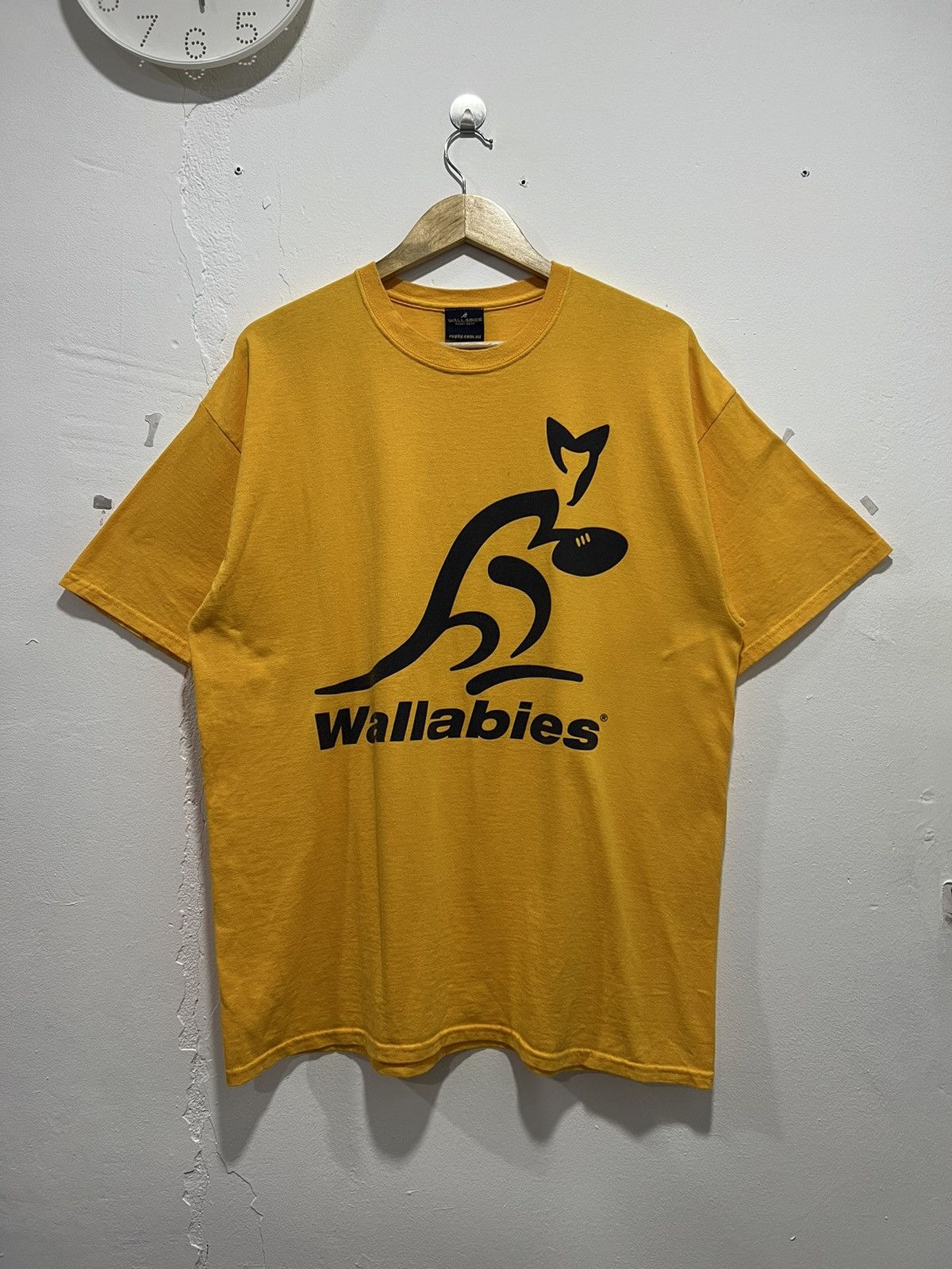 Vintage Vintage Wallabies Rugby Wear Tshirt Size US XL / EU 56 / 4 - 1 Thumbnail