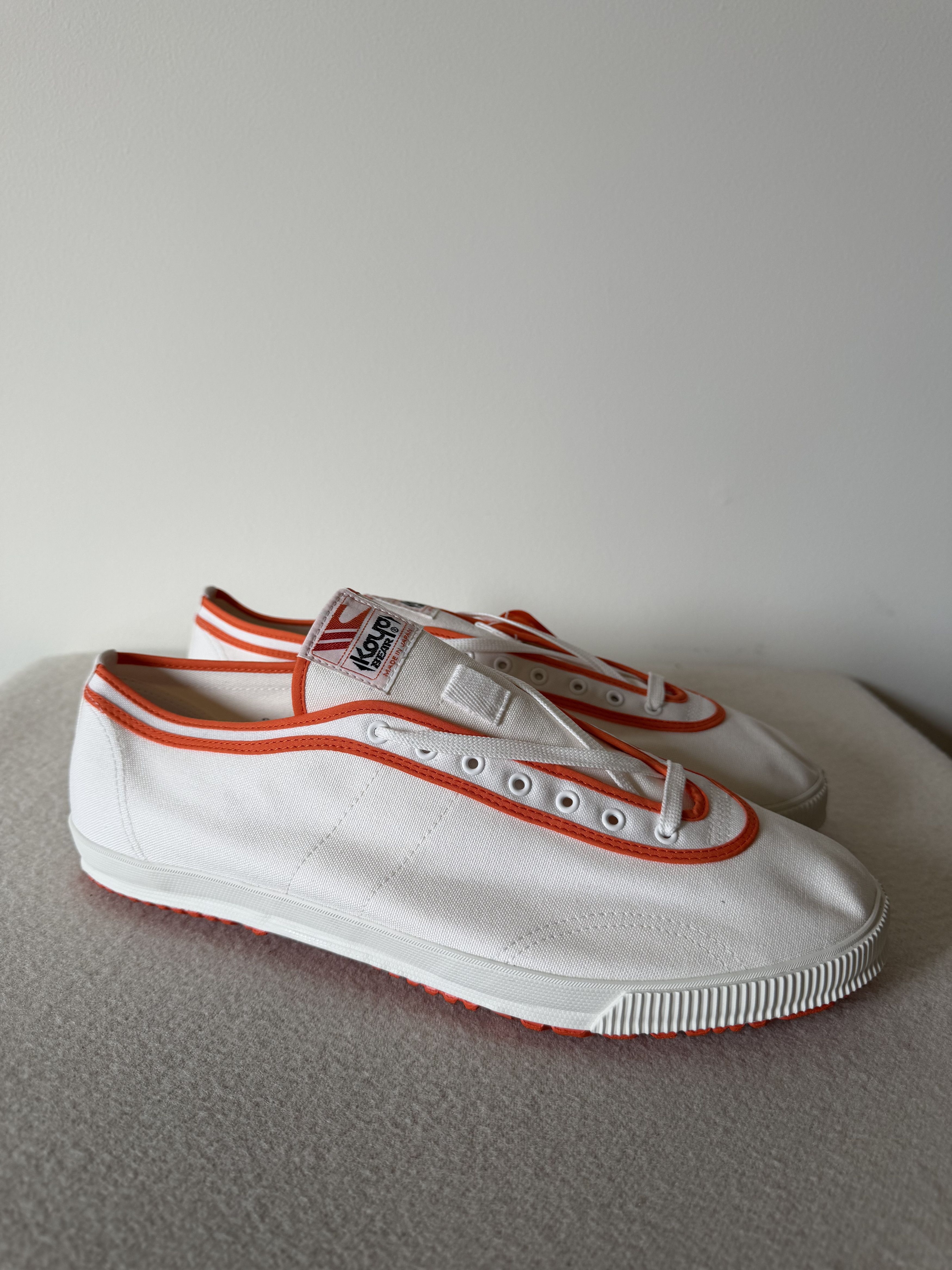 A24 Koyo Bear A24 Marty Supreme Sharpman Shoes in White Orange Size US 12.5 / EU 45-46 - 1 Thumbnail