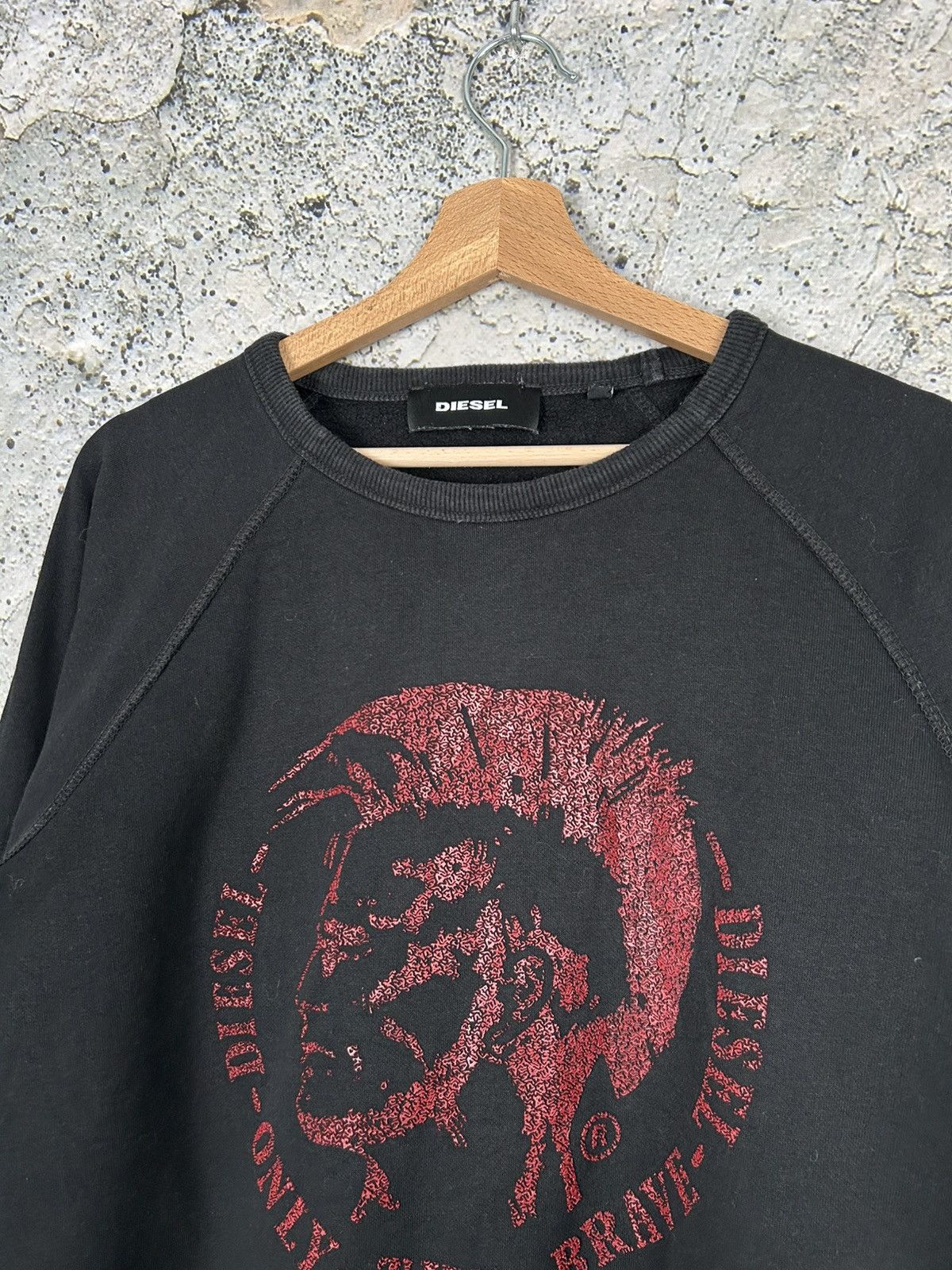 Diesel Vintage Diesel Only The Brave Y2K 00s Graphic Crewneck Size US L / EU 52-54 / 3 - 3 Thumbnail