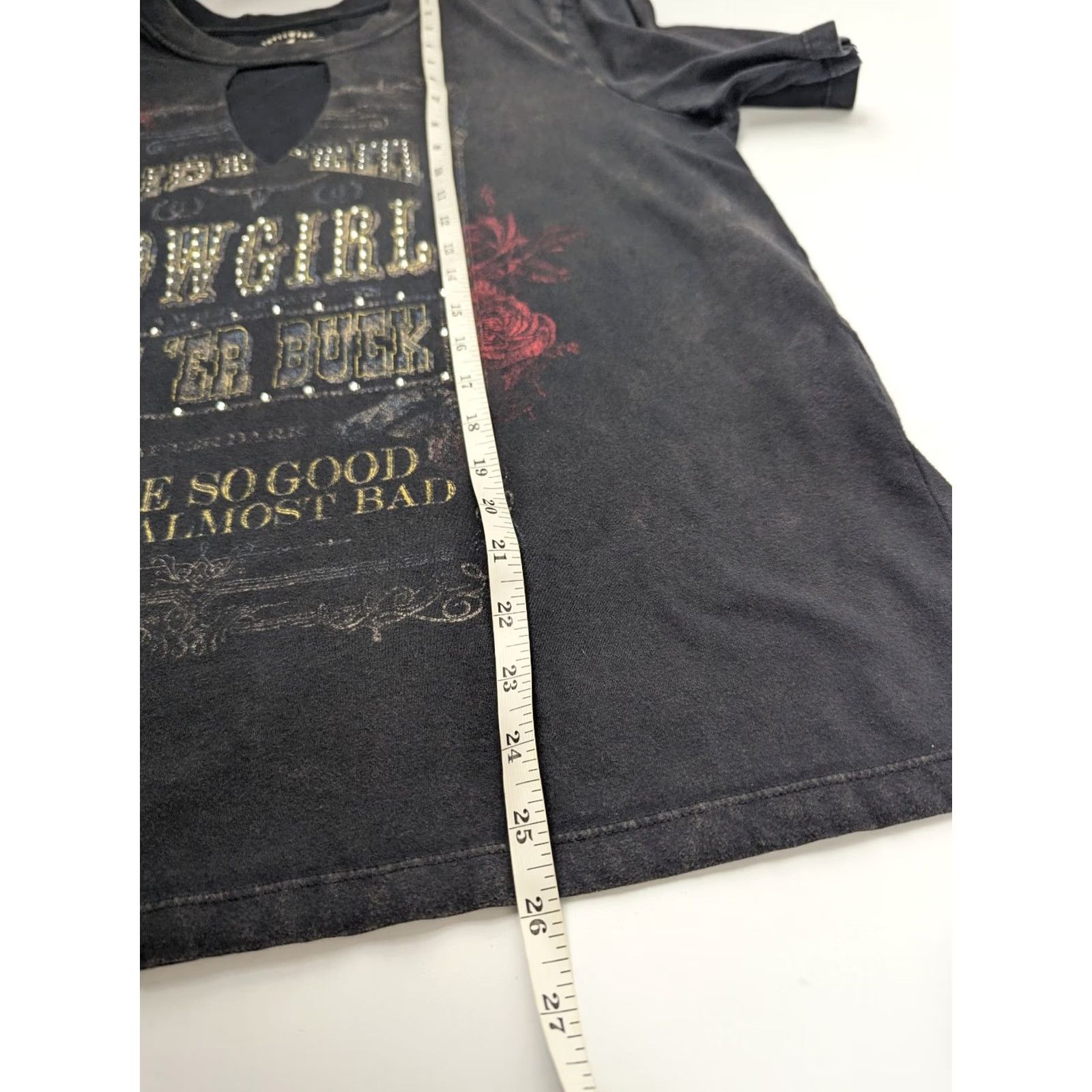Vintage Idyllwind Women's Ride 'Em Cowgirl Keyhole Short Sleeve Graphic Tee Size M Black Shirt Women Western 90s Cowboys? Size 32" / US 10 / IT 46 - 5 Thumbnail