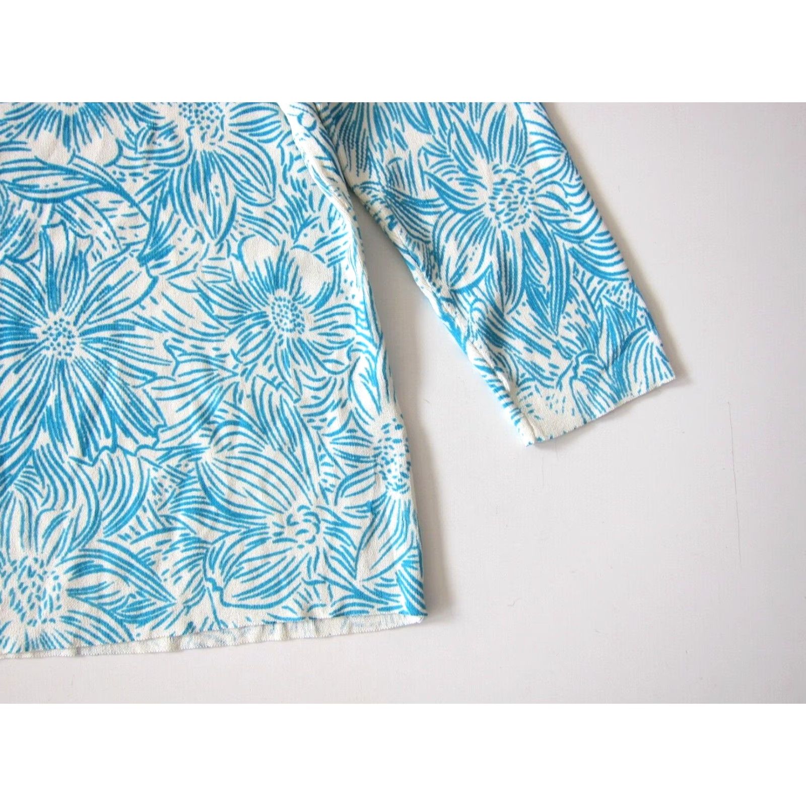 Vintage VINTAGE Pierri New York Blue Ivory Floral Stretch Scoop Neck 3/4 Sleeve Sweater Large Size L / US 10 / IT 46 - 6 Thumbnail