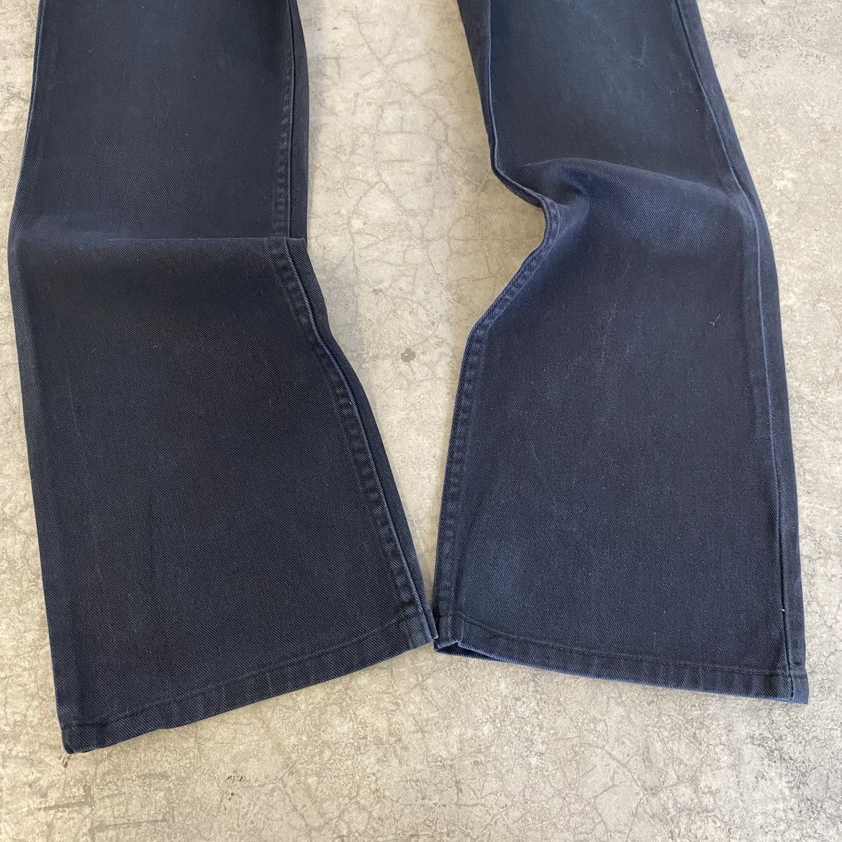 Levi's × Vintage Size 28x28.5 Vintage 1996 Levis 517 Black Flared Jeans Size US 28 / EU 44 - 11 Thumbnail