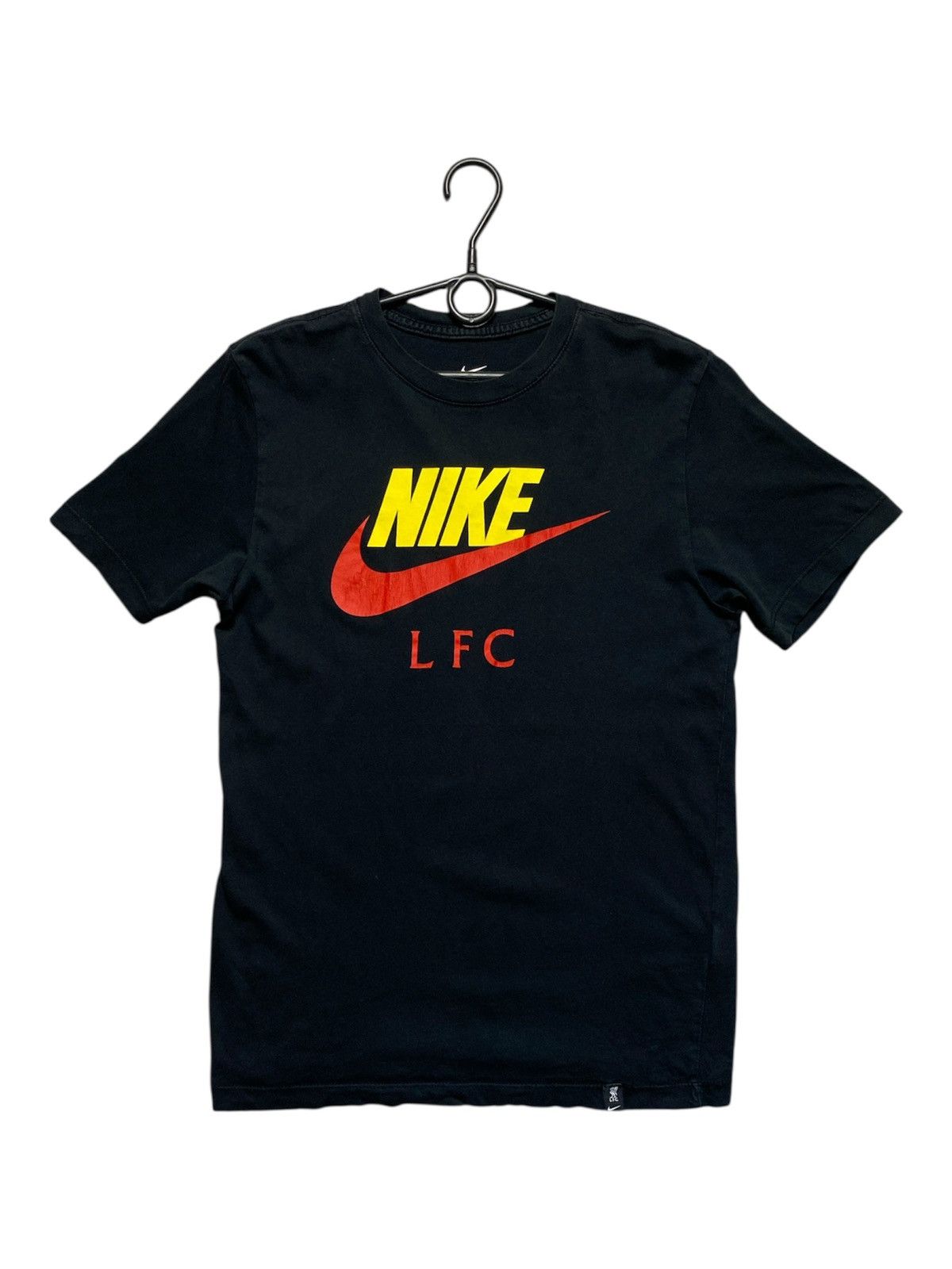Nike Vintage Liverpool Nike Shirt big central logo swoosh Size US S / EU 44-46 / 1 - 1 Thumbnail