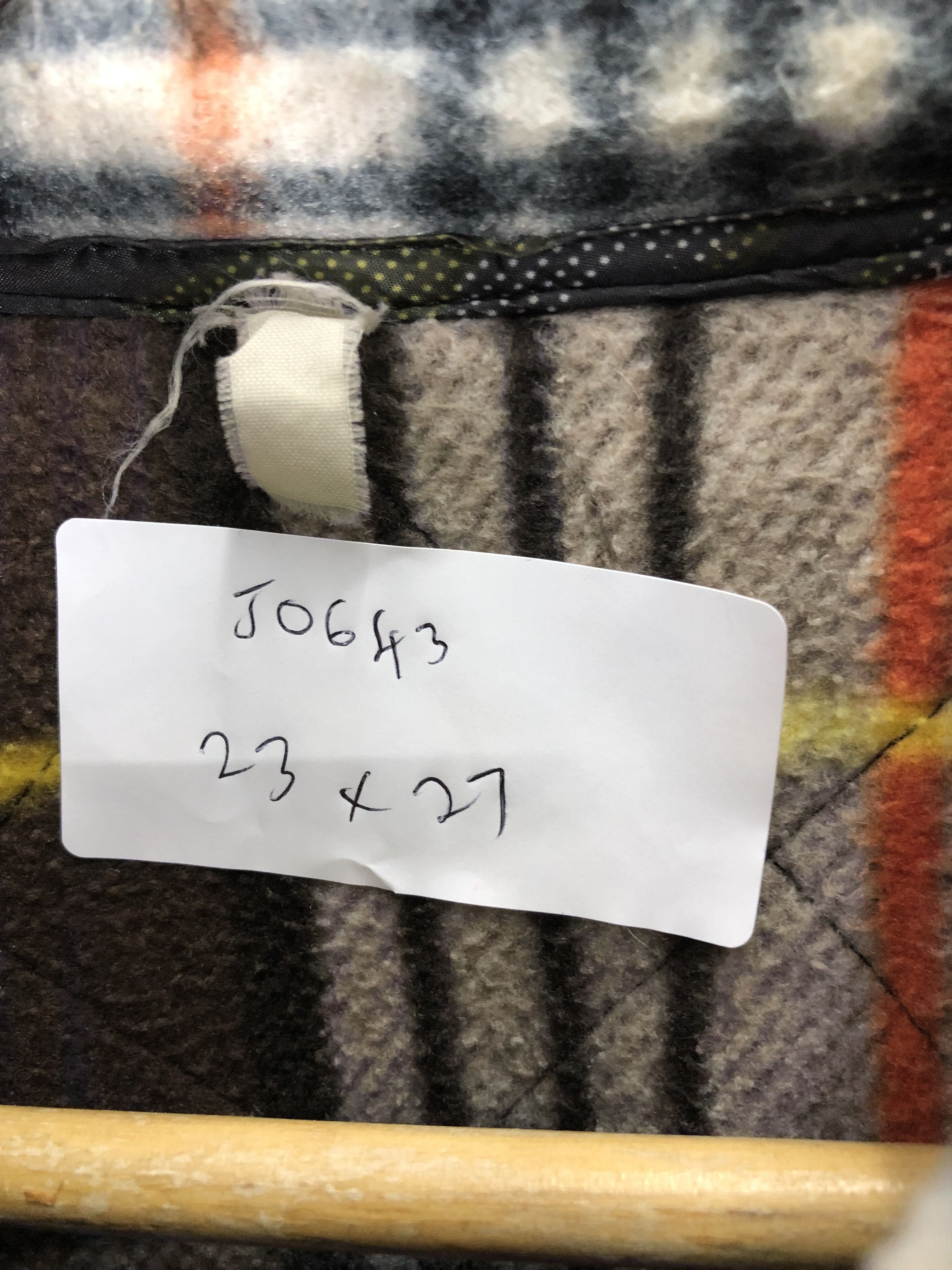 Vintage Vintage Japanese Brand Puffer Jacket J0643 Size US L / EU 52-54 / 3 - 9 Thumbnail