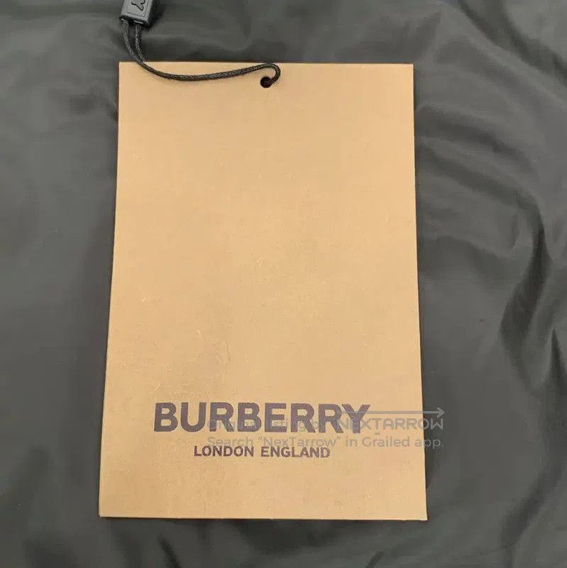 Burberry Burberry Men's Color-Block Down Jacket in Size S. Size US S / EU 44-46 / 1 - 6 Thumbnail