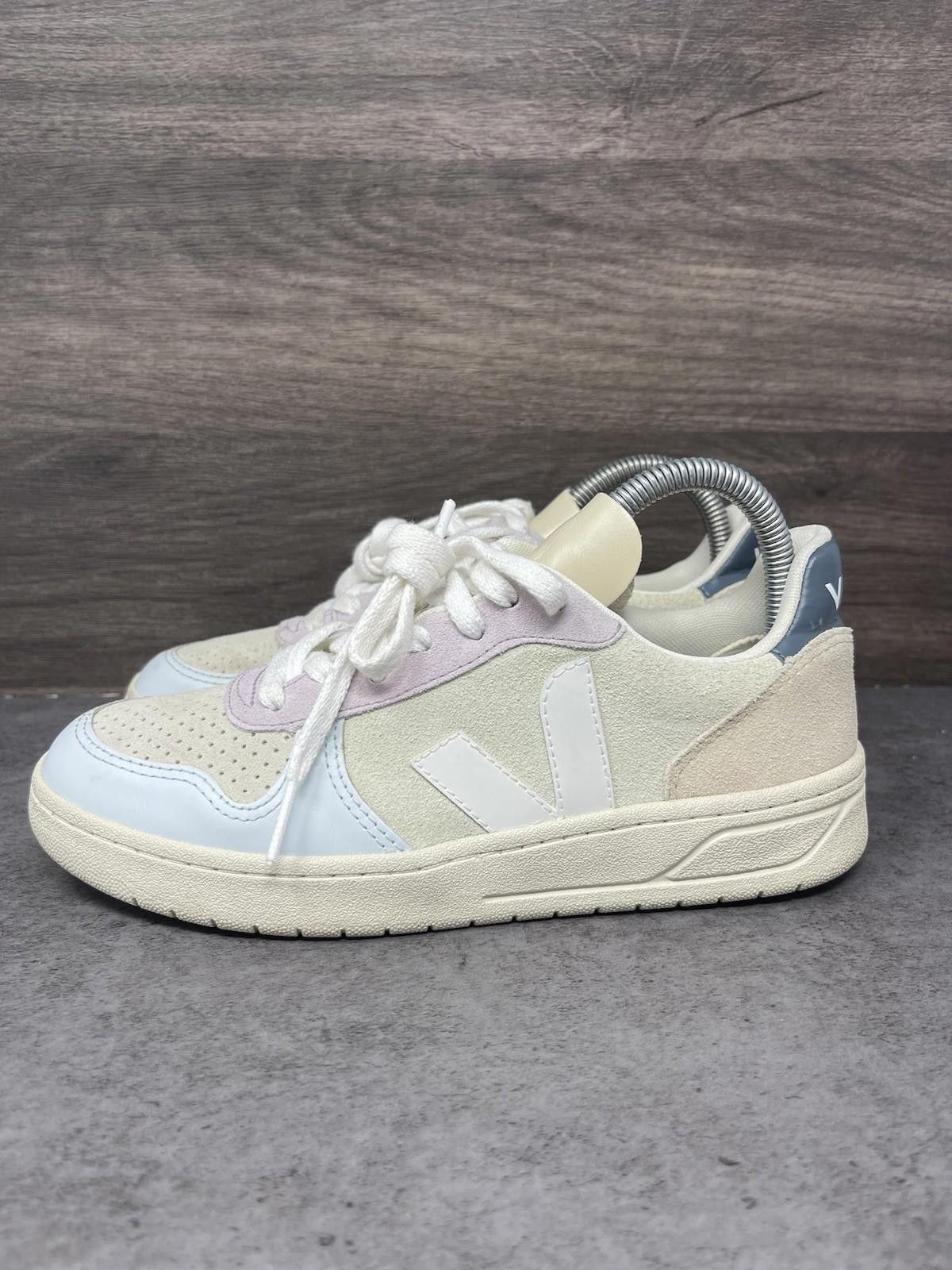 Veja Veja V 10 Sneakers Womens Size 6 Suede Jade White Multicolor Size US 6 / IT 36 - 1 Thumbnail