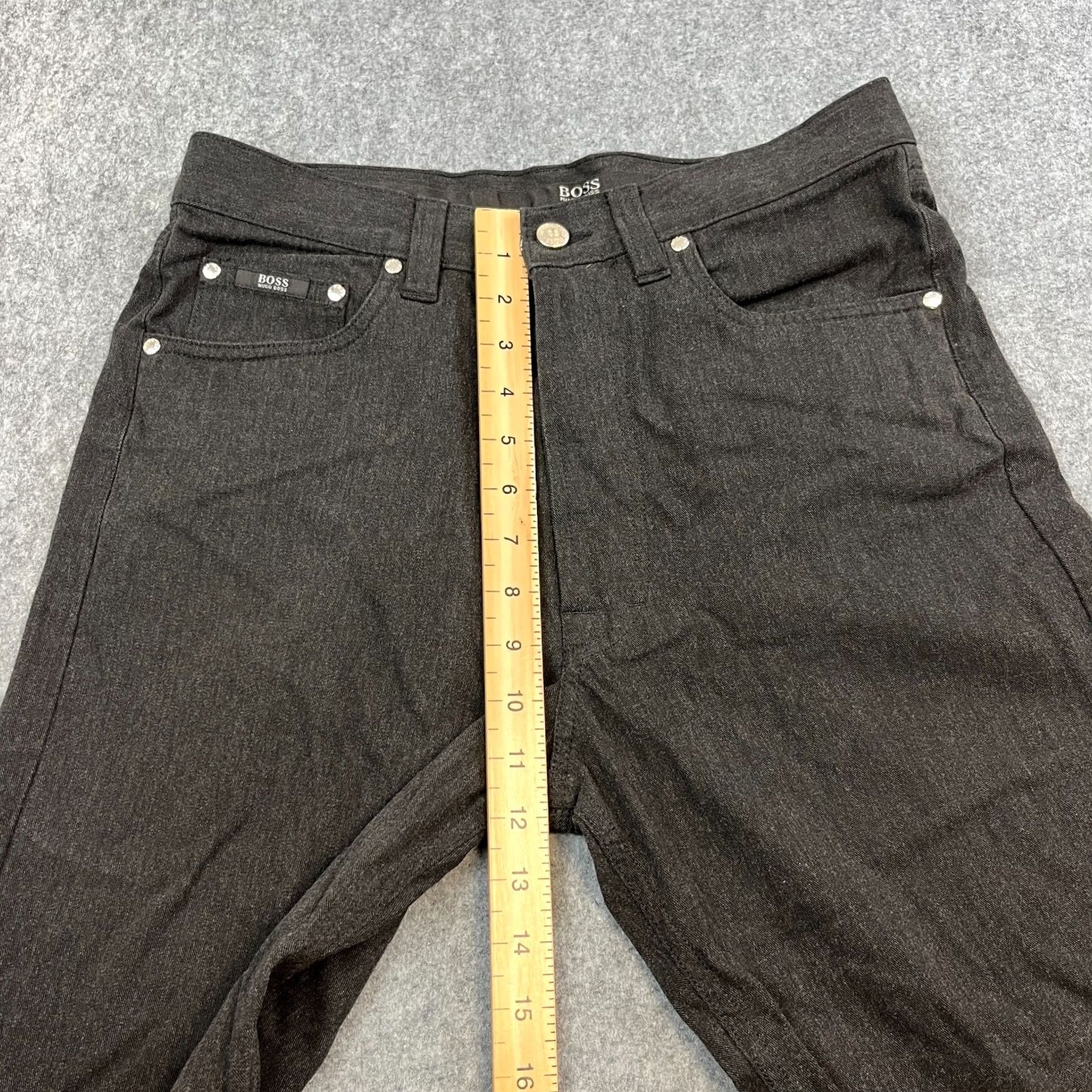 Hugo Boss VINTAGE Hugo Boss Jeans Regular Straight 30 32 Grey Dark 100% Cotton Mens Jeans 5-Pocket Design Vintage Size US 30 / EU 46 - 5 Thumbnail
