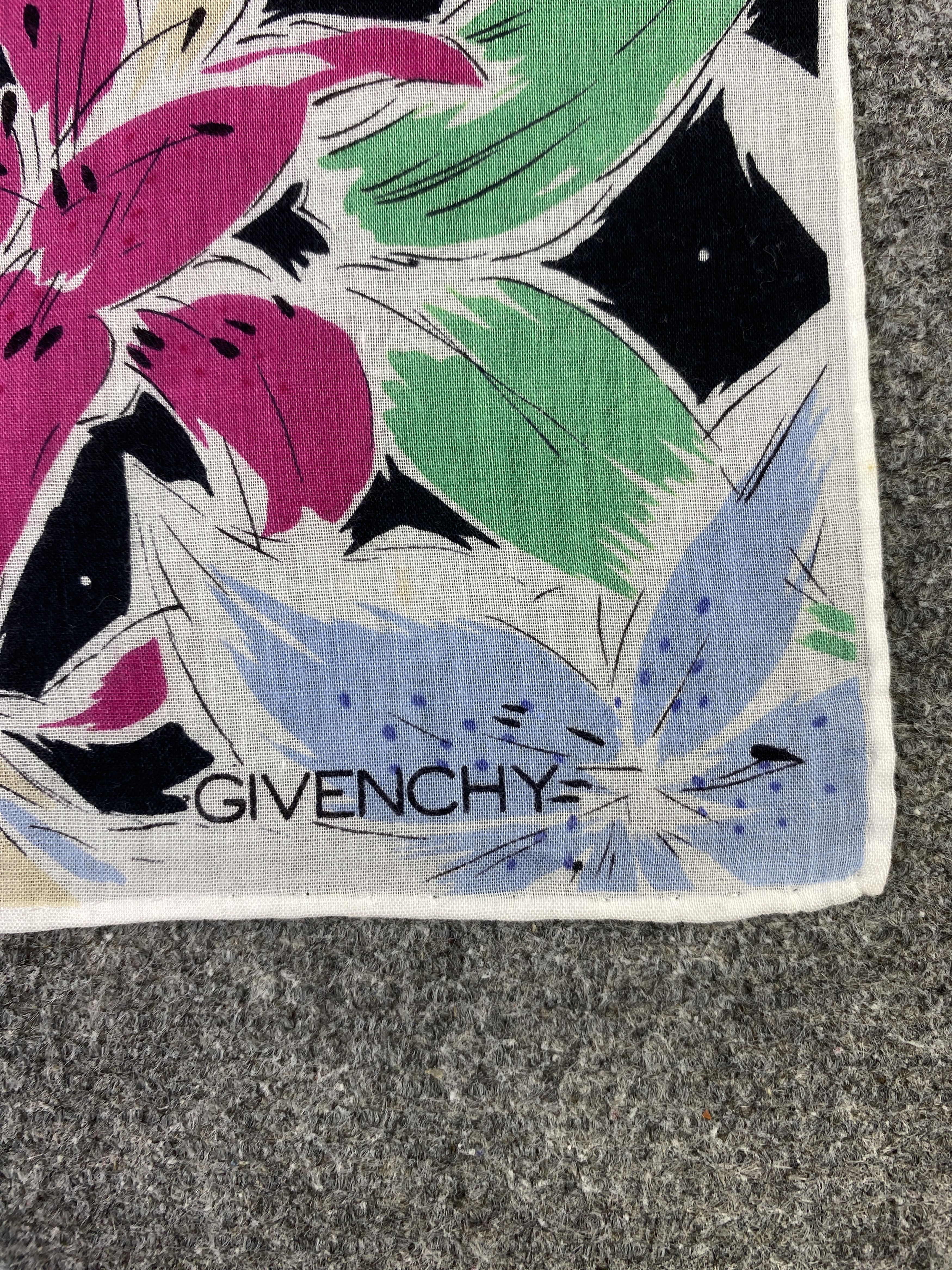 Givenchy Vintage Givenchy Handkerchief / Neckerchief KT0169 Size ONE SIZE - 5 Thumbnail