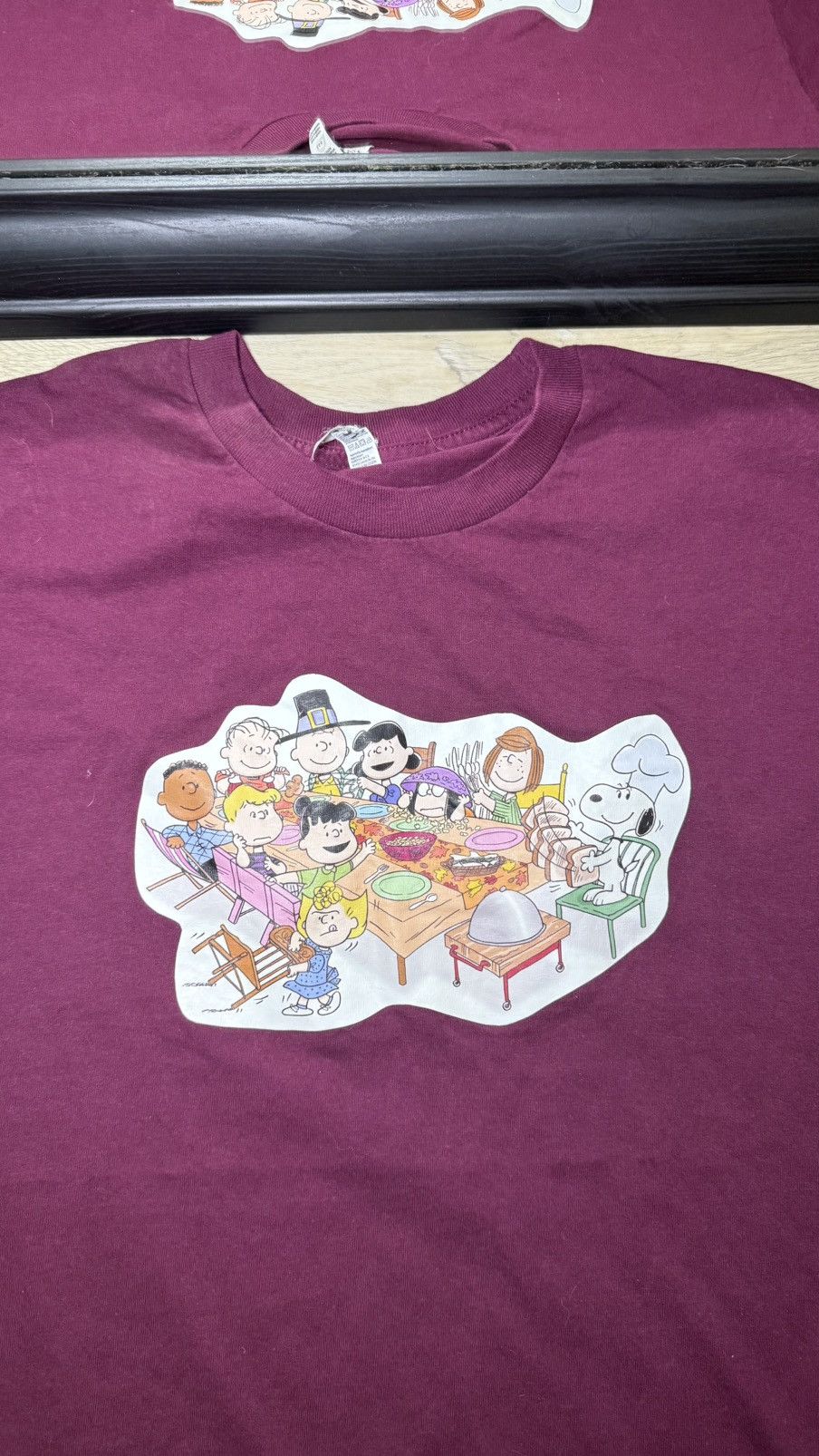 Peanuts Vintage / Y2K Peanuts / SNOOPPY Eating Dinner Shirt Size US XL / EU 56 / 4 - 2 Thumbnail