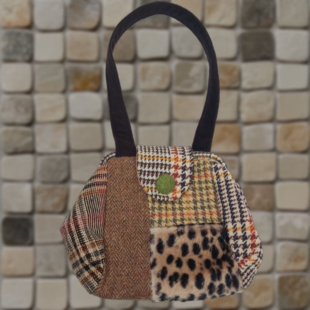 Vintage VINTAGE Range of Emotion Women's Designer Wool Patchwork Purse Medium Brown Faux Fur Art Style Autumn 2002 Size 32" / US 10 / IT 46 - 1 Thumbnail
