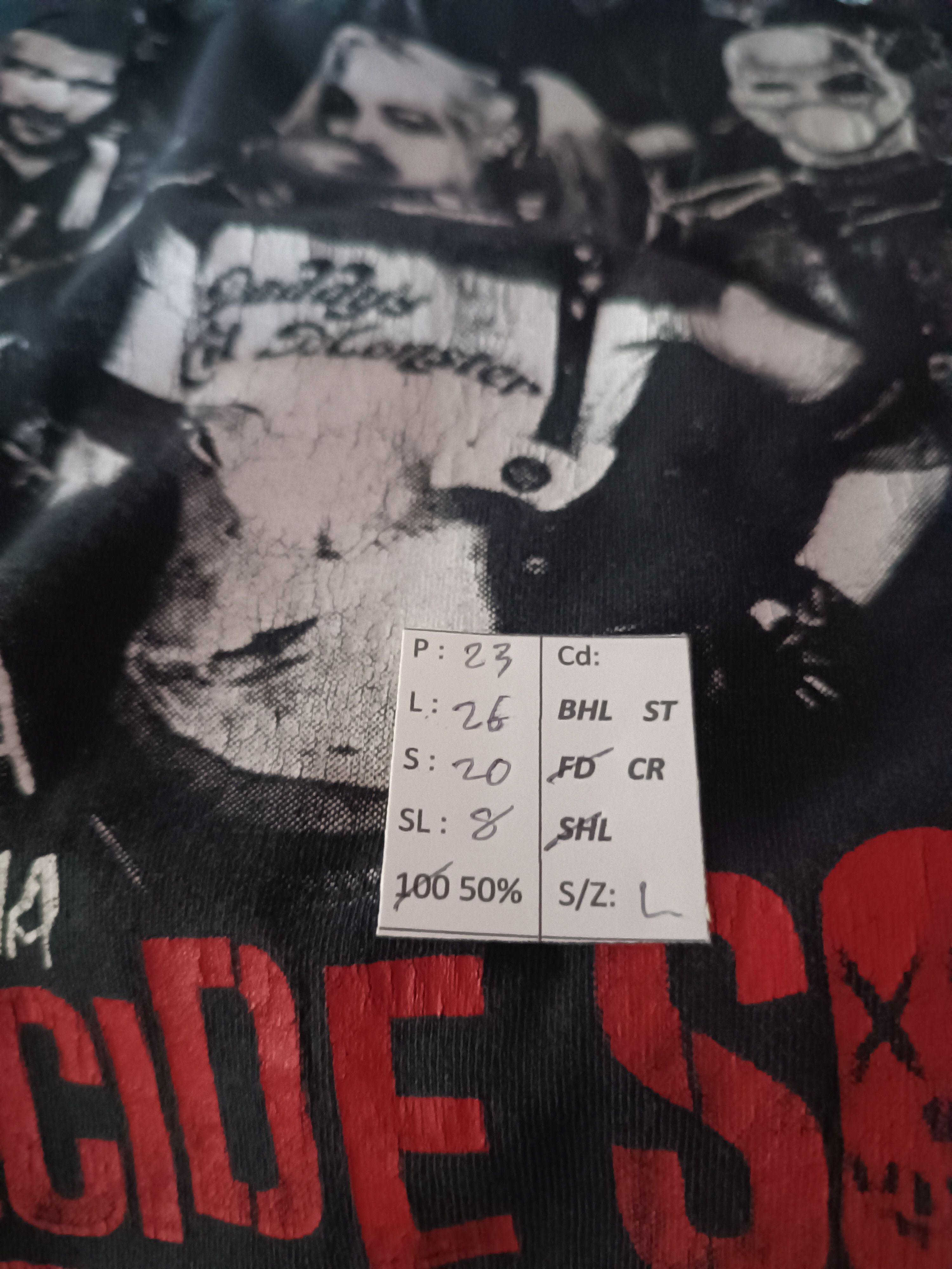 DC Comics VINTAGE FADED SUICIDE SQUAD DC COMICS SUPERHEROES TEE Size US L / EU 52-54 / 3 - 16 Thumbnail
