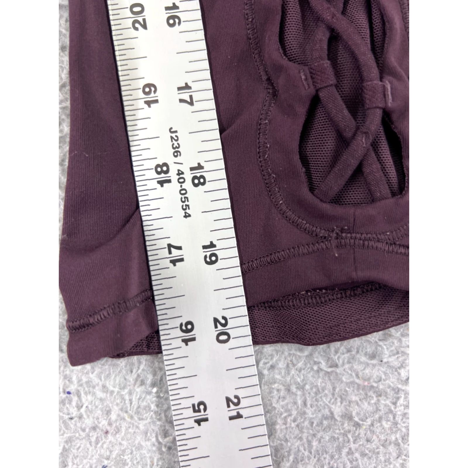 Lululemon Lululemon Crop Pants Women's 2 Red Tied to It Luxtreme Yoga 21" Inseam Athleisure Size 26" / US 2 / IT 38 - 6 Thumbnail