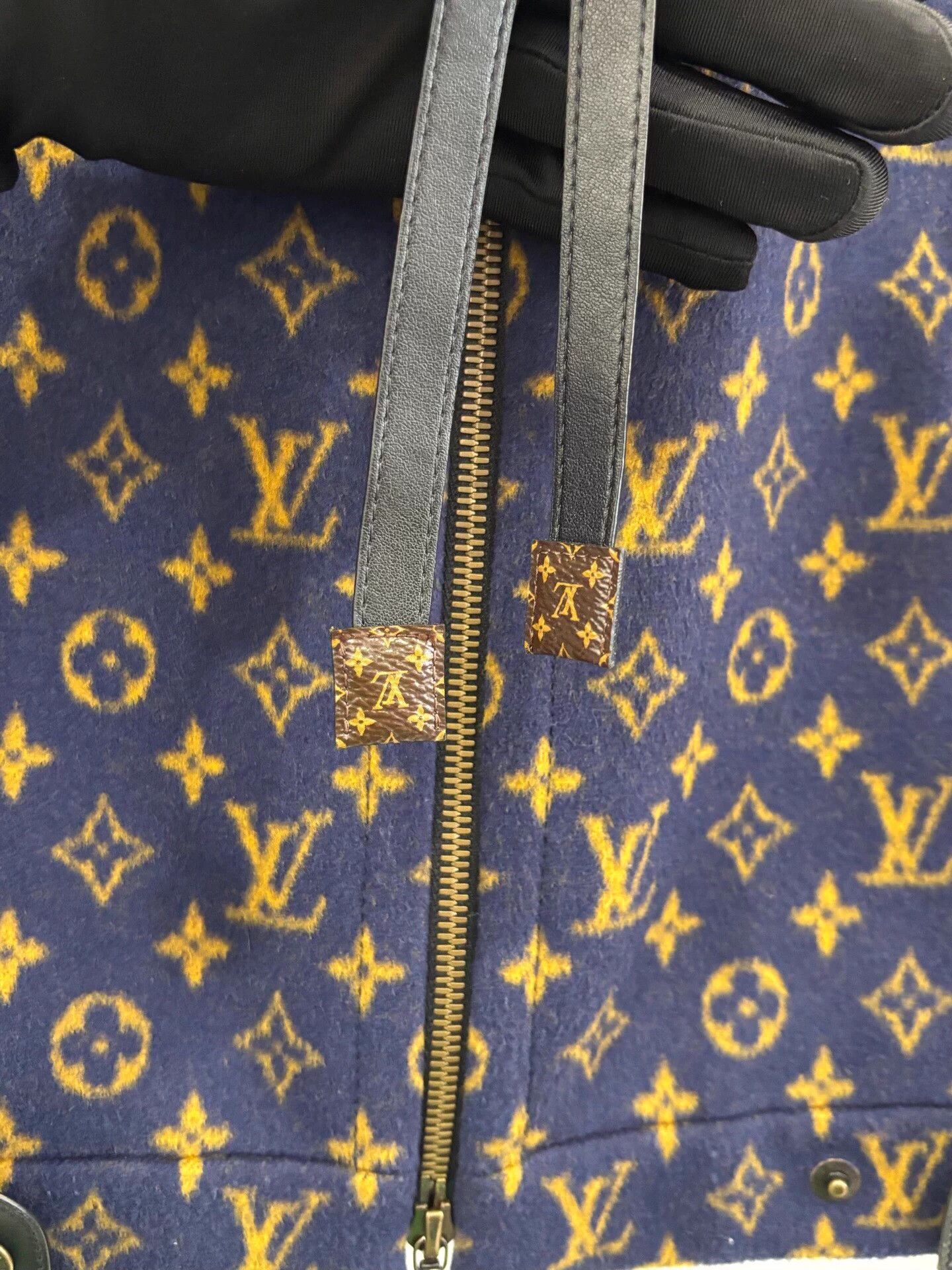 Louis Vuitton LV yellow monogram navy wool sleeveless vest 34 Size XS / US 0-2 / IT 36-38 - 5 Thumbnail