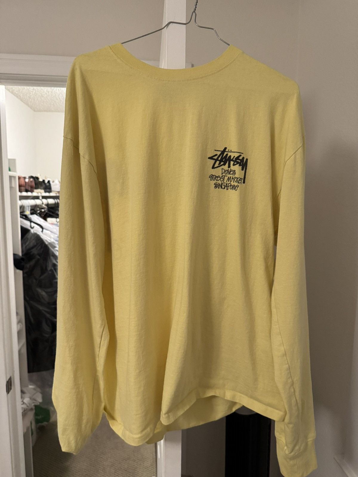 Stussy Stussy Dover Street Market Singapore Yellow T Shirt Size US L / EU 52-54 / 3 - 2 Thumbnail