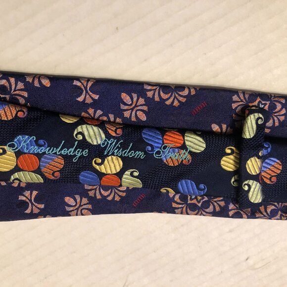 Robert Graham Robert graham men's new purple 100%silk tie 3 1/2" X 61" Size ONE SIZE - 5 Thumbnail
