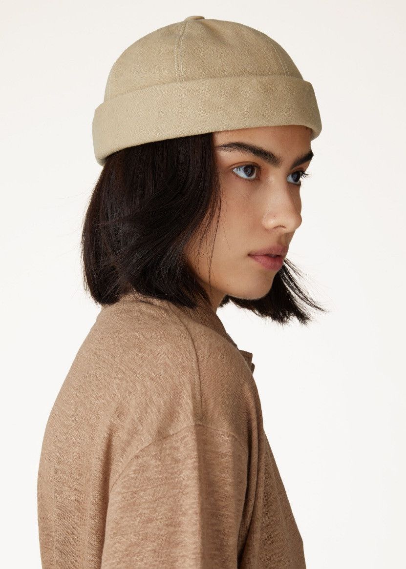 Loro Piana o1srvl11e0325 FAO0731 Size: OS / Beanie Hat / Cap in Beige Size ONE SIZE - 2 Thumbnail